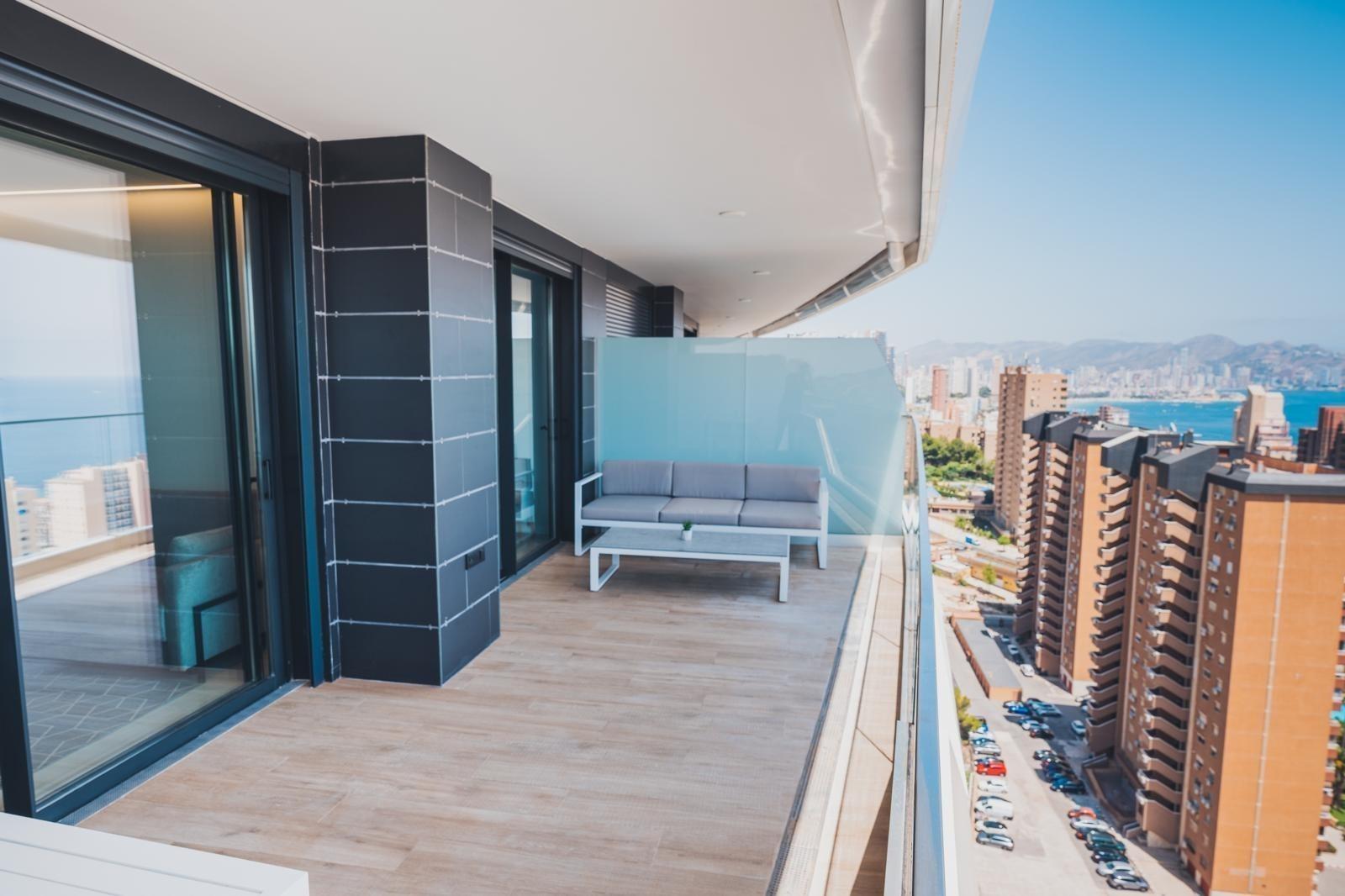 SE VENDE PRECIOSO APARTAMENTO CON VISTAS AL MAR EN PONIENTE - foto 15
