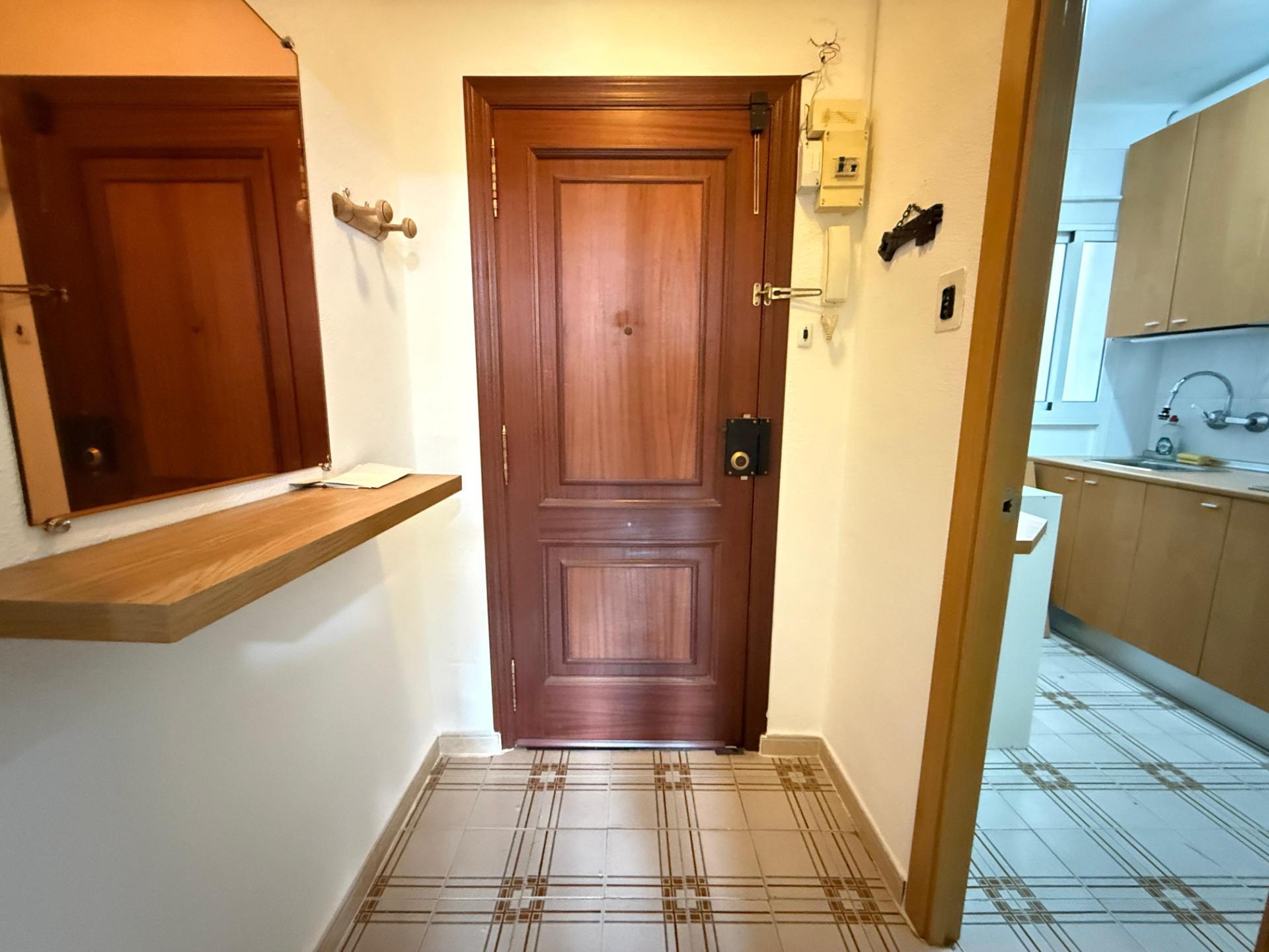 PISO EXTERIOR DE 3 DORMITORIOS EN VILLAFRANQUEZA DE ALICANTE - foto 2