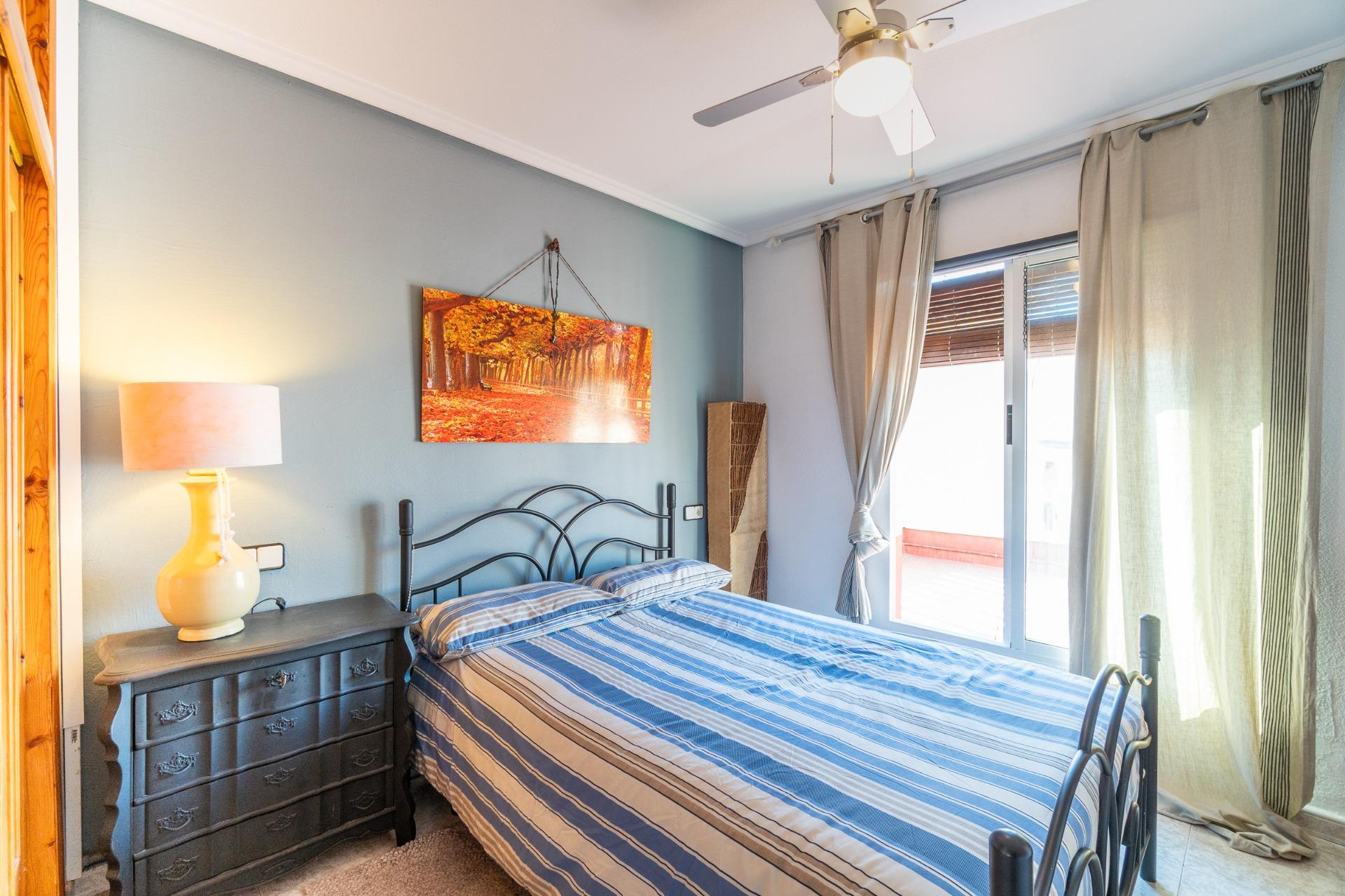 ADOSADO DE 2 DORMITORIOS Y 2 BAÑOS EN LOS ALTOS (TORREVIEJA) - foto 17