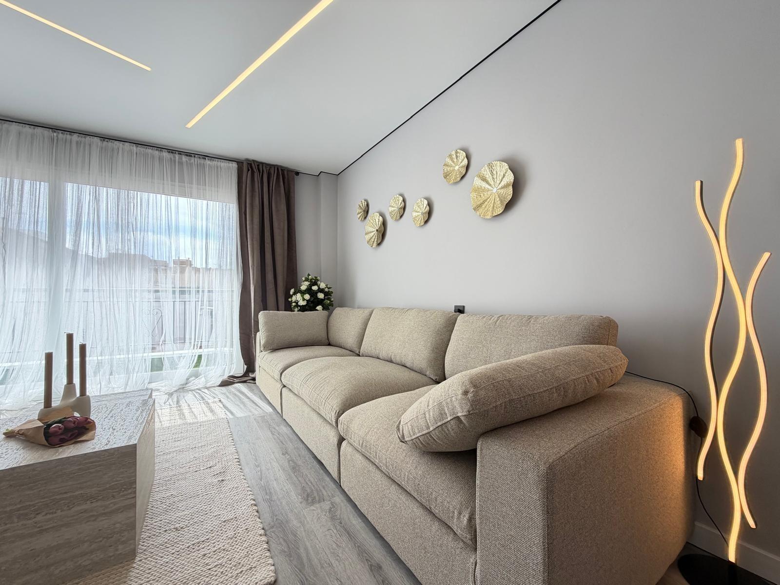 APARTAMENTO EN TORREVIEJA CON VISTAS AL MAR Y A 200 METROS D - foto 12