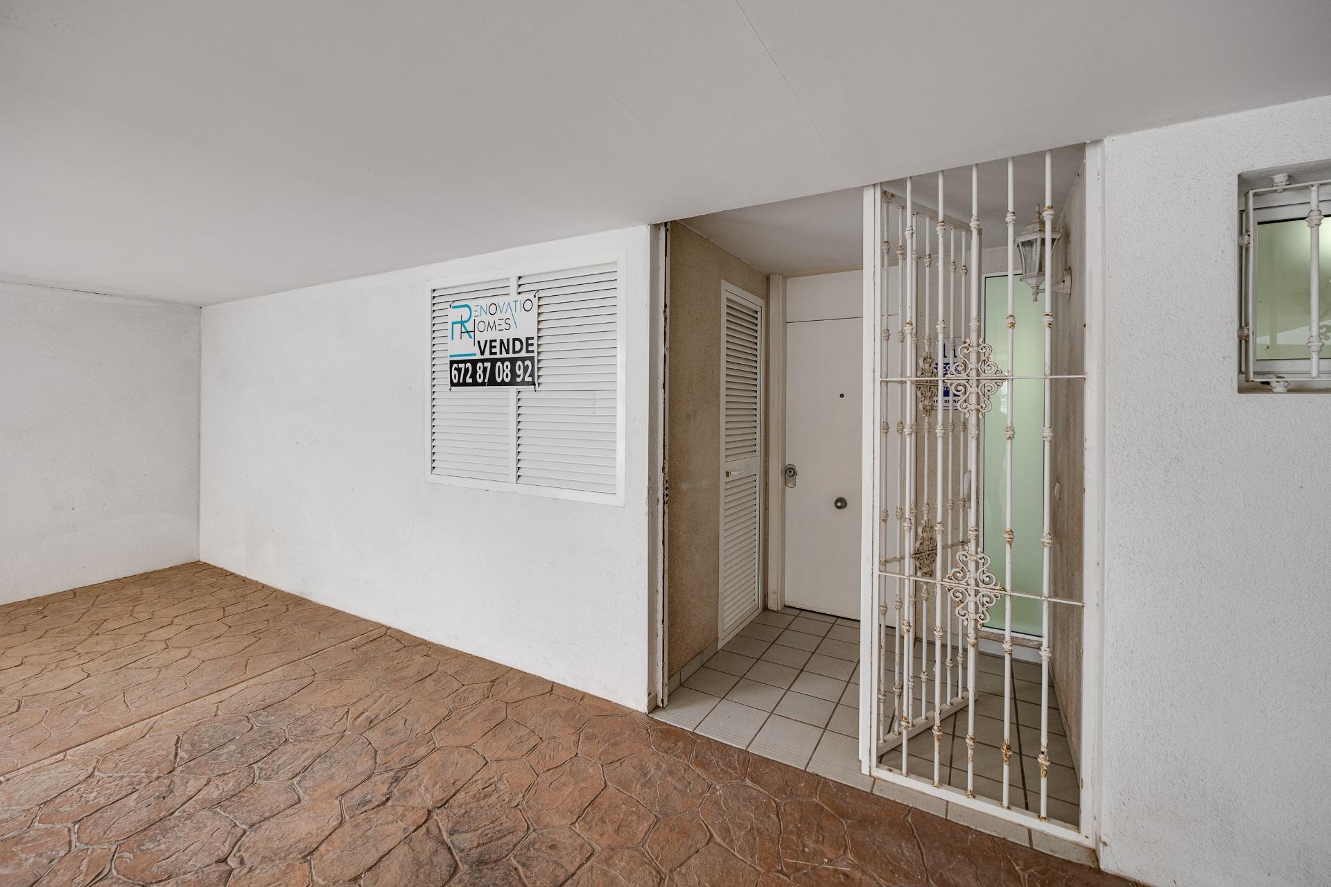 Planta baja en Playa Flamenca con parking y gran jardín priv - foto 29