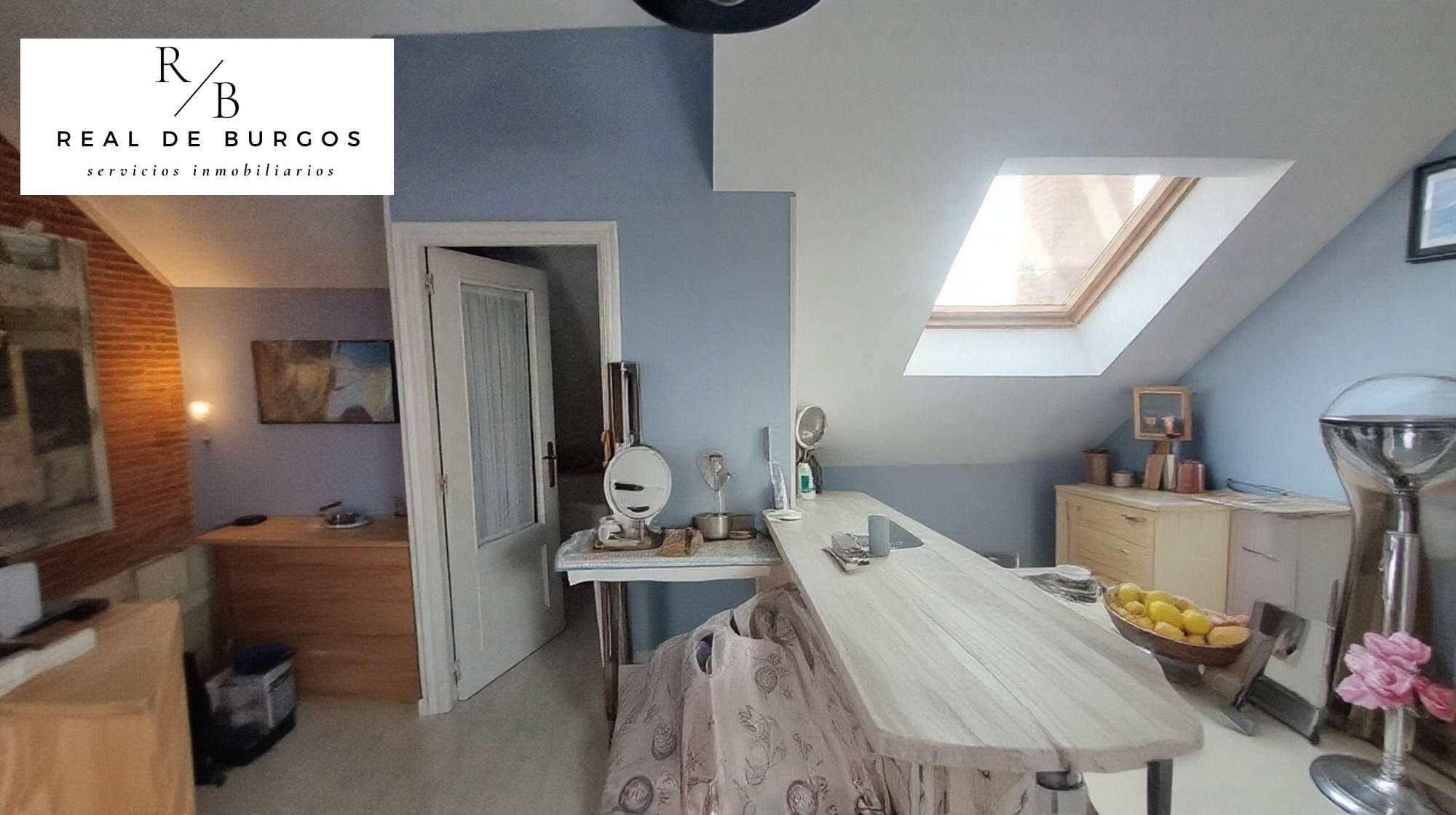 Venta de chalet adosado en Covaresa - foto 4