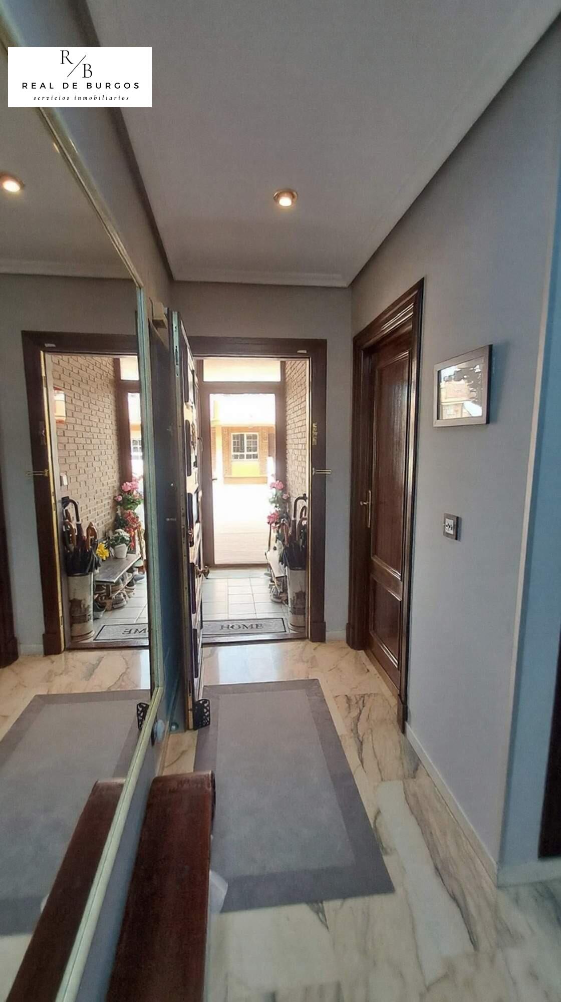 Venta de chalet adosado en Covaresa - foto 37