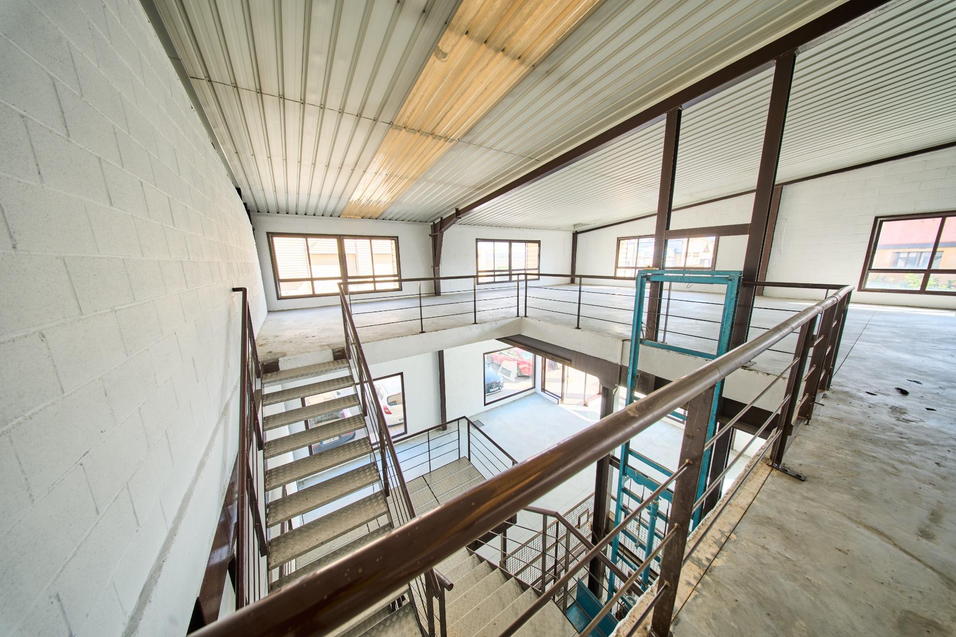 NAVE EN VENTA EN POLIGONO JUNCARIL - foto 20