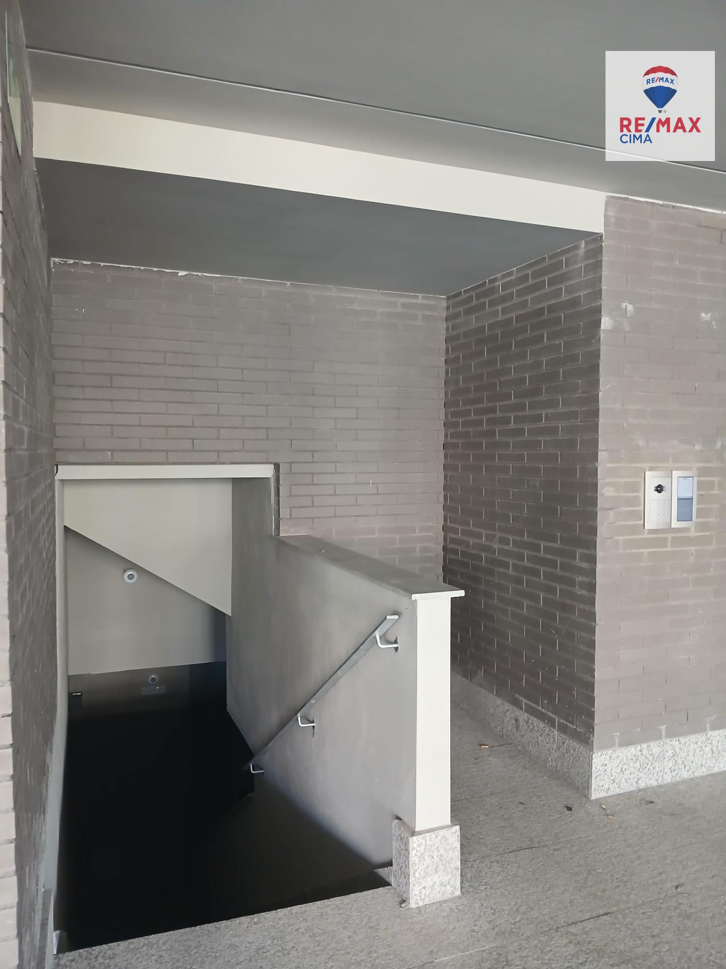 Fantástico piso en Avenida Vega de Acá - foto 13