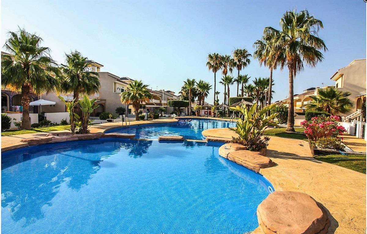 Apartamento en Albamar con 2 dormitorios y solárium - foto 2