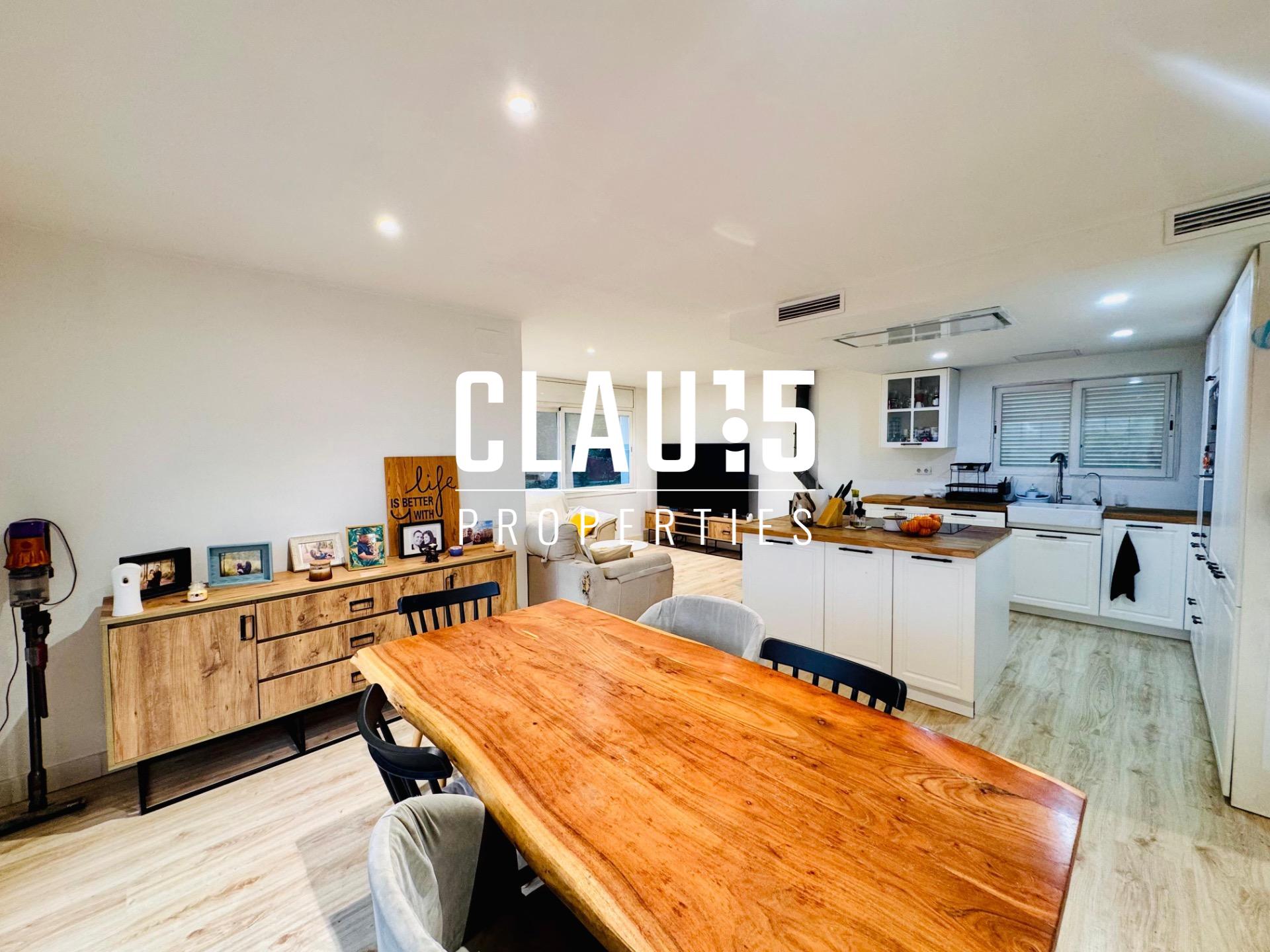 Espectacular casa en venta muy luminosa con jardín y piscina - foto 6