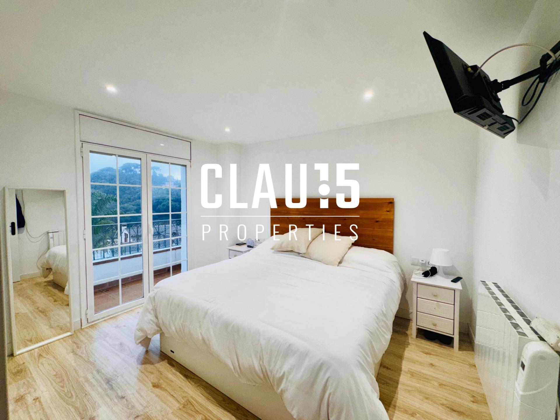 Espectacular casa en venta muy luminosa con jardín y piscina - foto 9