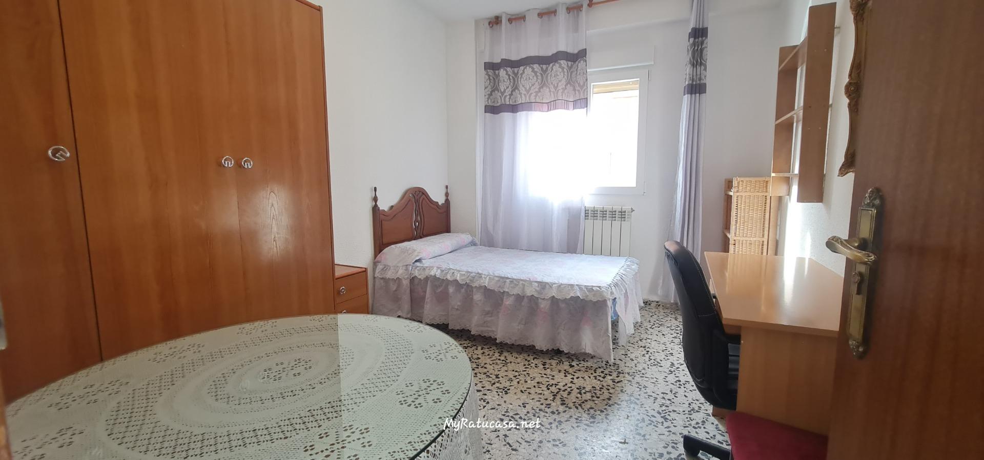 HABITACIÓN. Alquiler de habitación en piso compartido. - foto 23