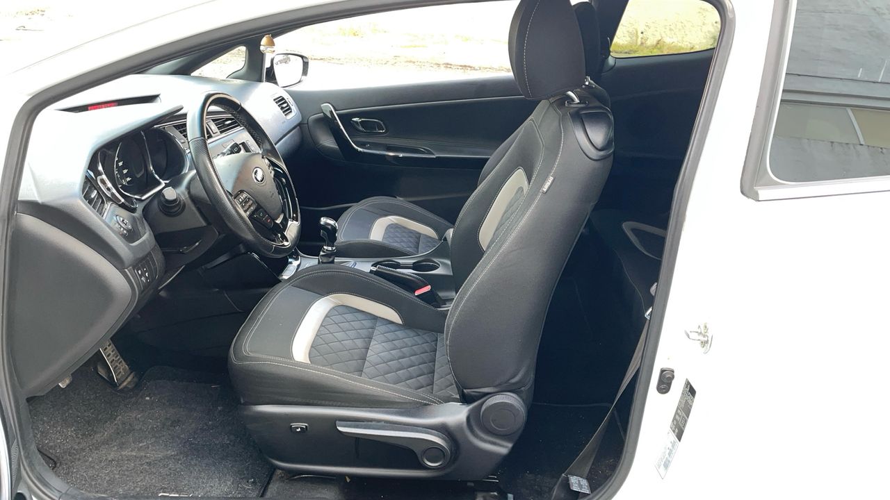 Kia Ceed 1.6 CRDI 100KW GT LINE 136 5P - foto 11
