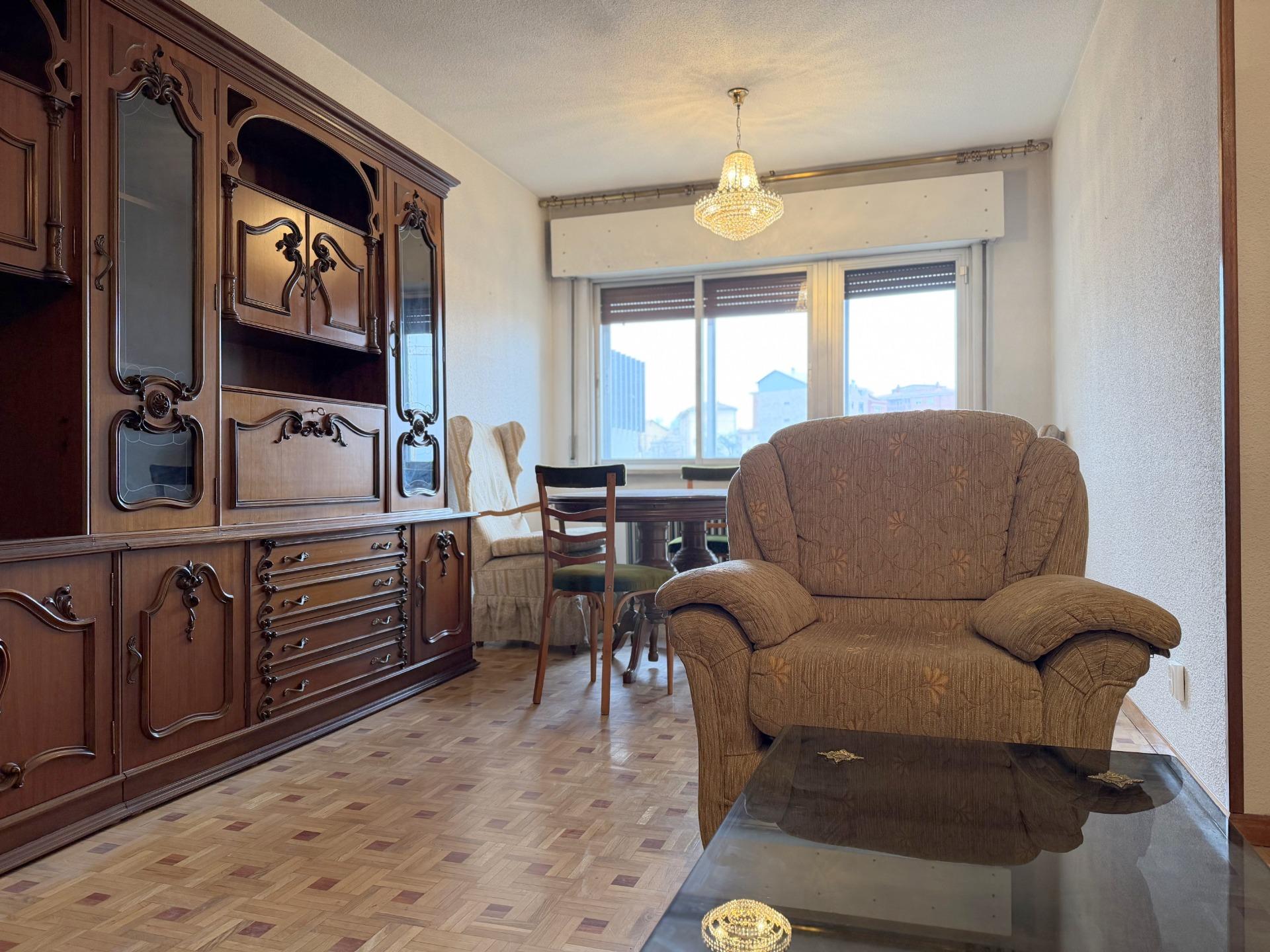 Gran oportunidad en el centro de Ávila: 4 dormitorios, terra - foto 7