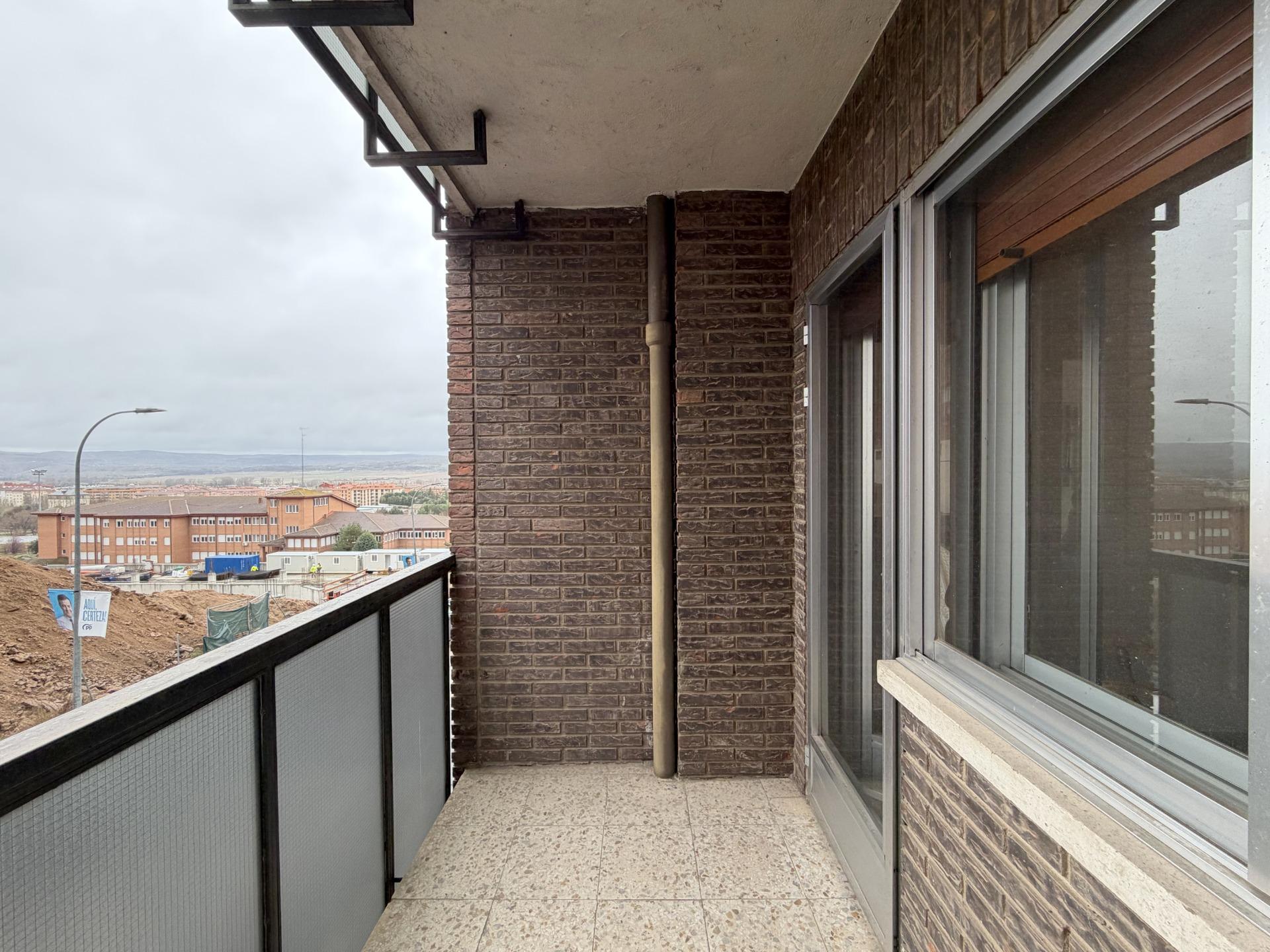 Gran oportunidad en el centro de Ávila: 4 dormitorios, terra - foto 31