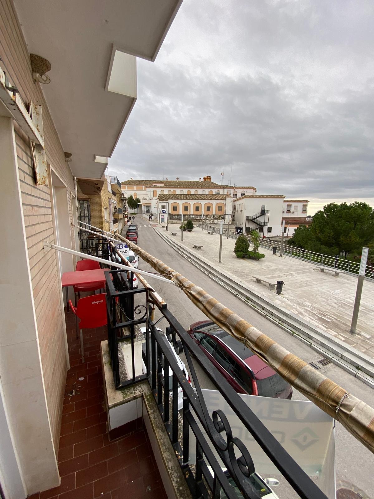 Amplia Casa de Dos Plantas con Patio y Azotea  en calle San  - foto 20