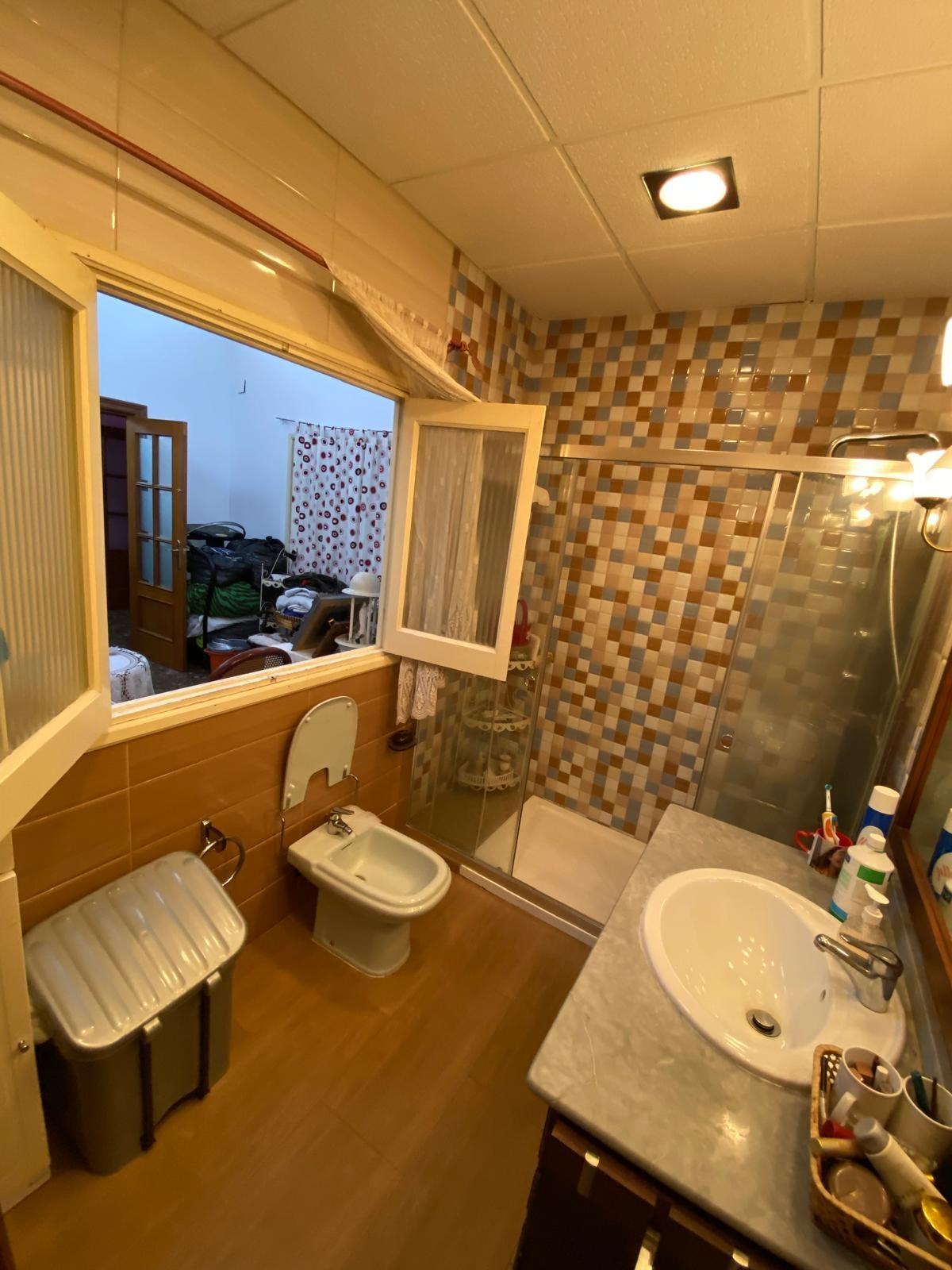 Amplia Casa de Dos Plantas con Patio y Azotea  en calle San  - foto 41