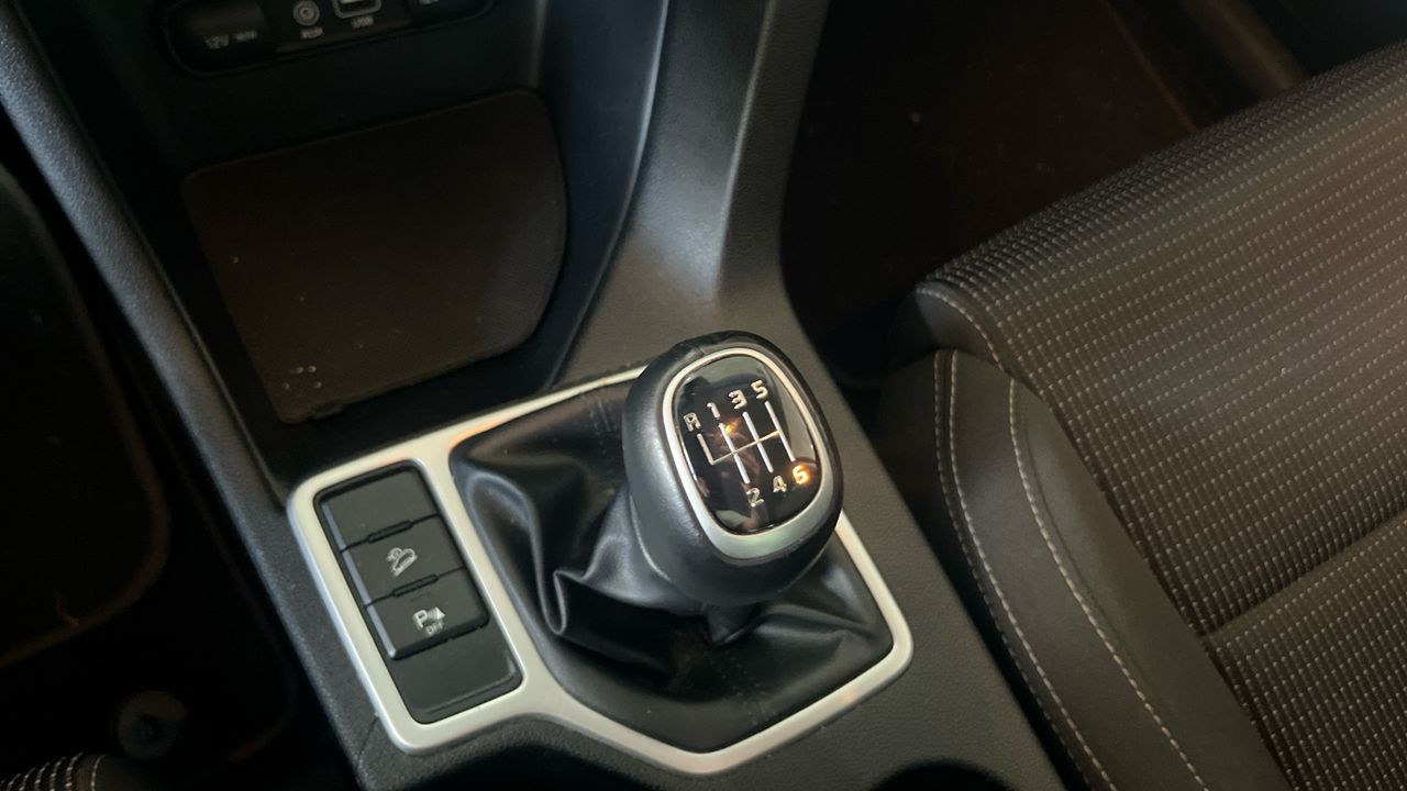 Kia Sportage 1.6 GDI X-TECH17 2WD 132 5P - foto 16