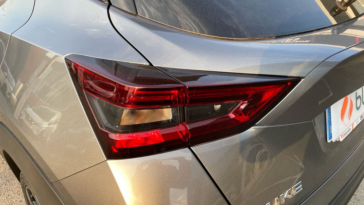 Nissan Juke 1.0 DIG-T 84KW TEKNA 114 5P - foto 19