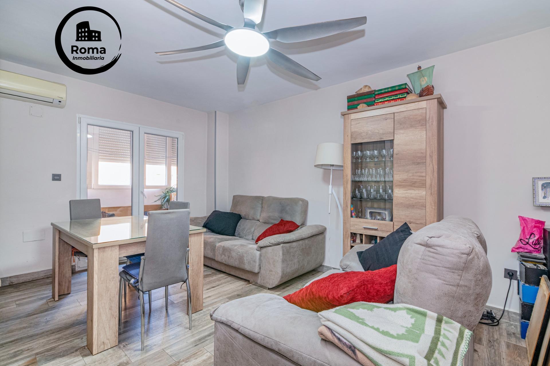 Te presentamos este precioso piso reformado situado en una d - foto 15