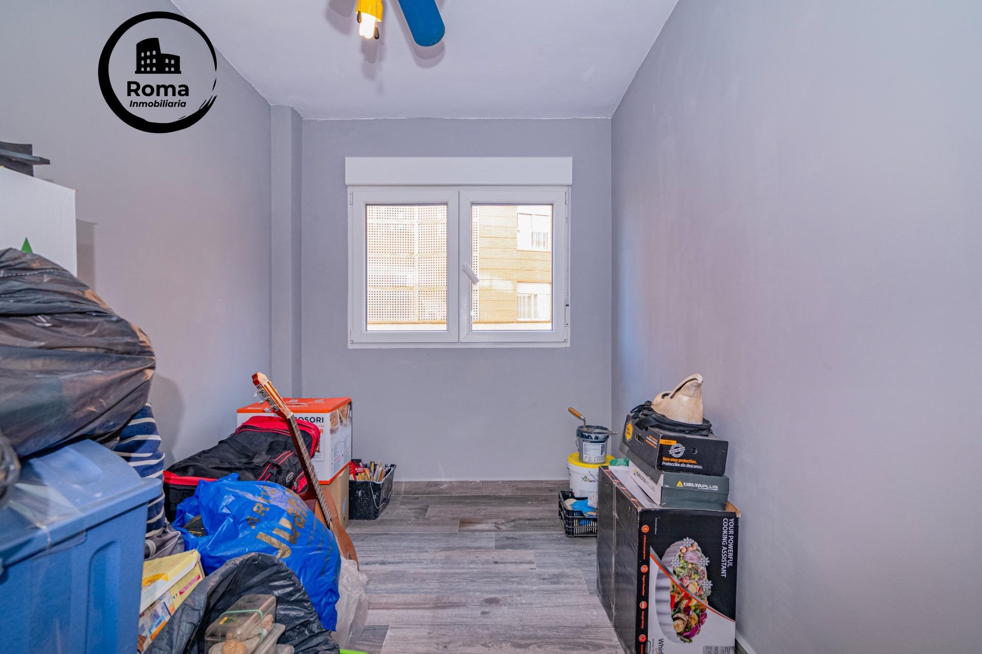 Te presentamos este precioso piso reformado situado en una d - foto 33