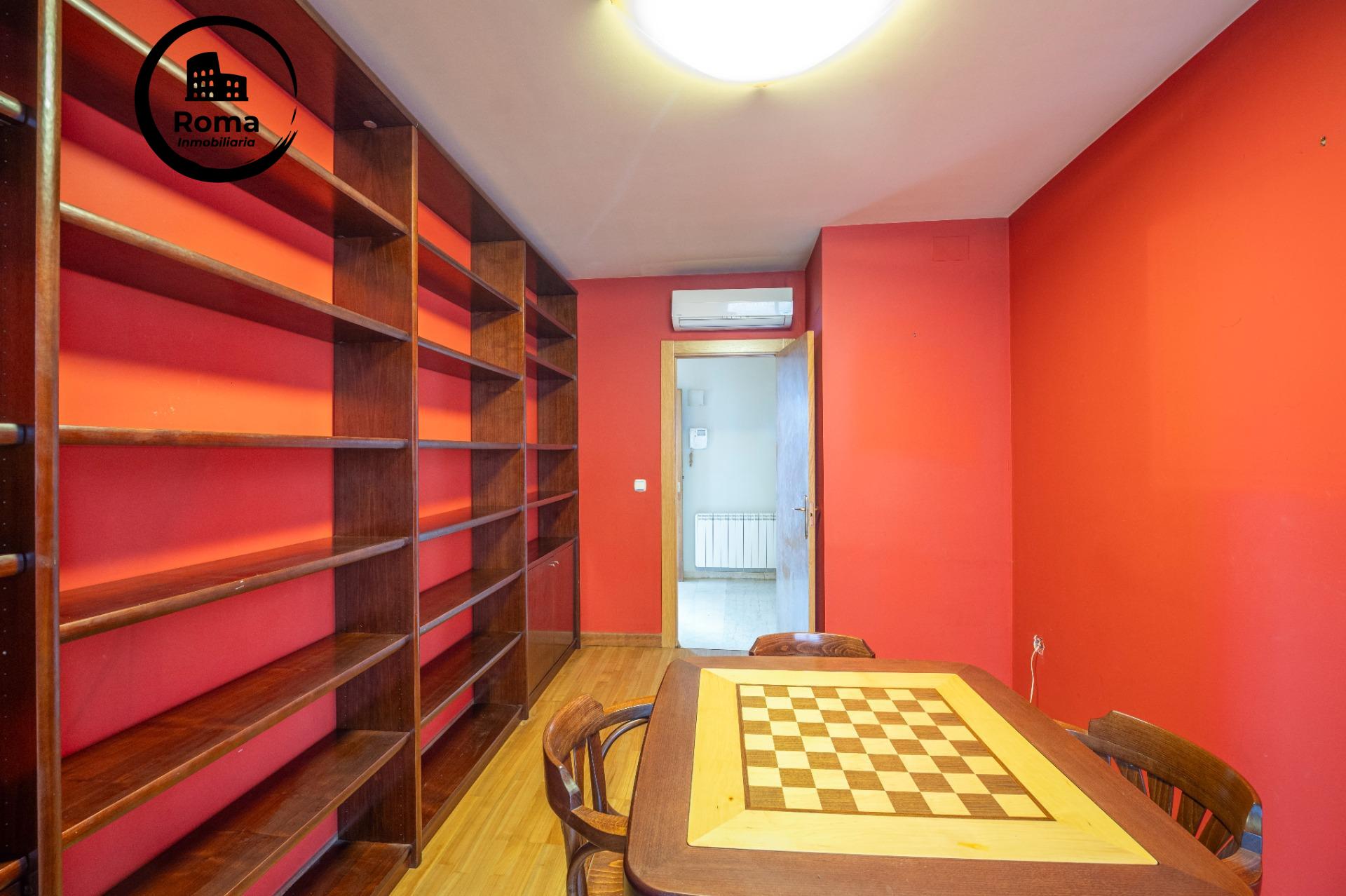 Amplio y Luminoso Piso en el Corazón de Granada - foto 5