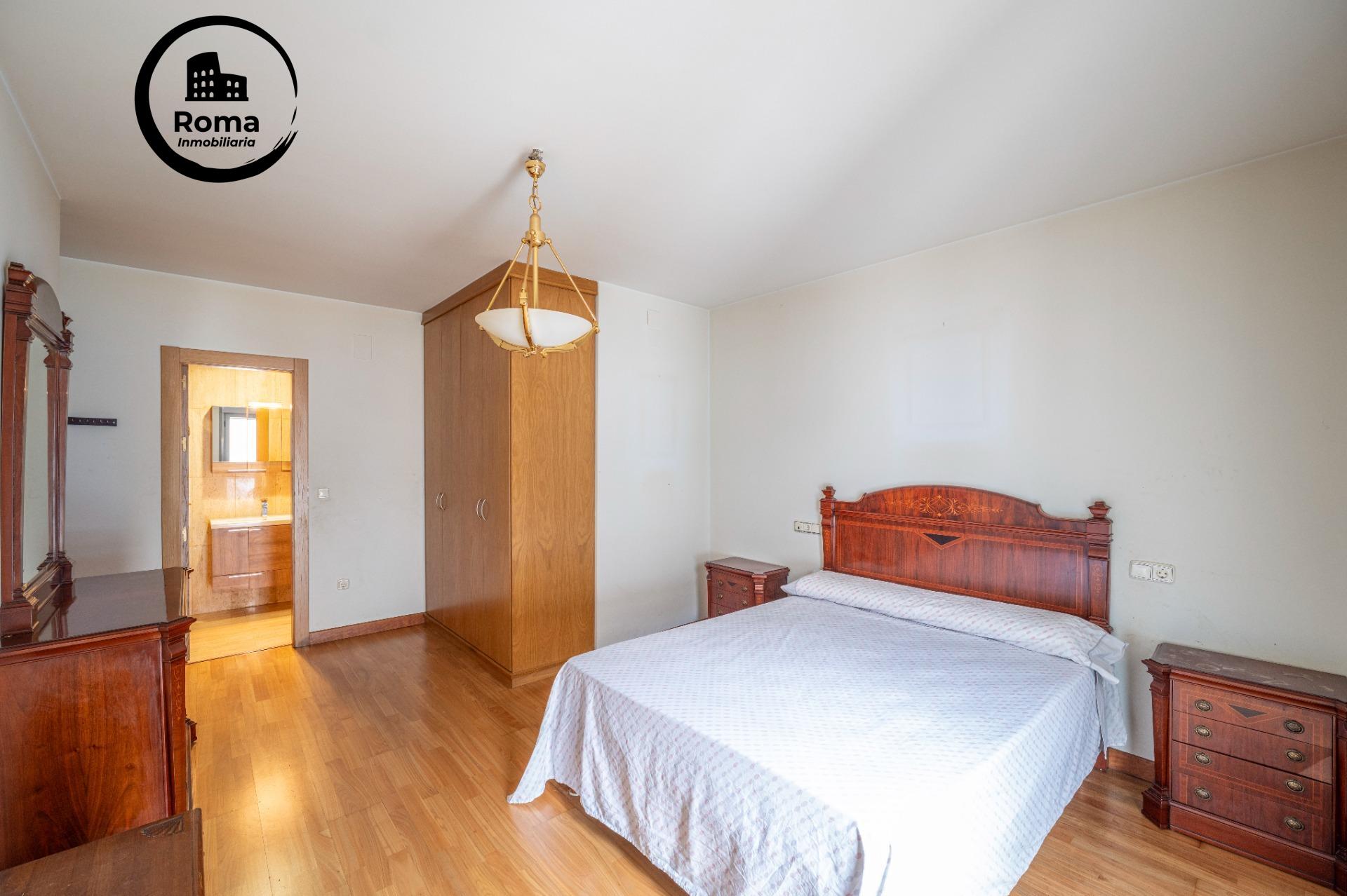 Amplio y Luminoso Piso en el Corazón de Granada - foto 37