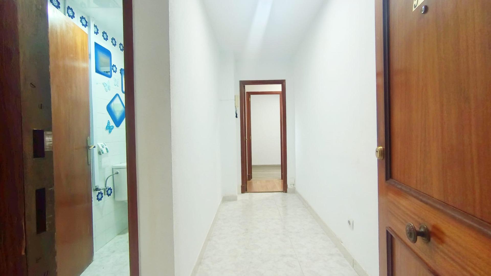 Gran piso de 3 dormitorios con vistas y mucha luz junto a la - foto 8