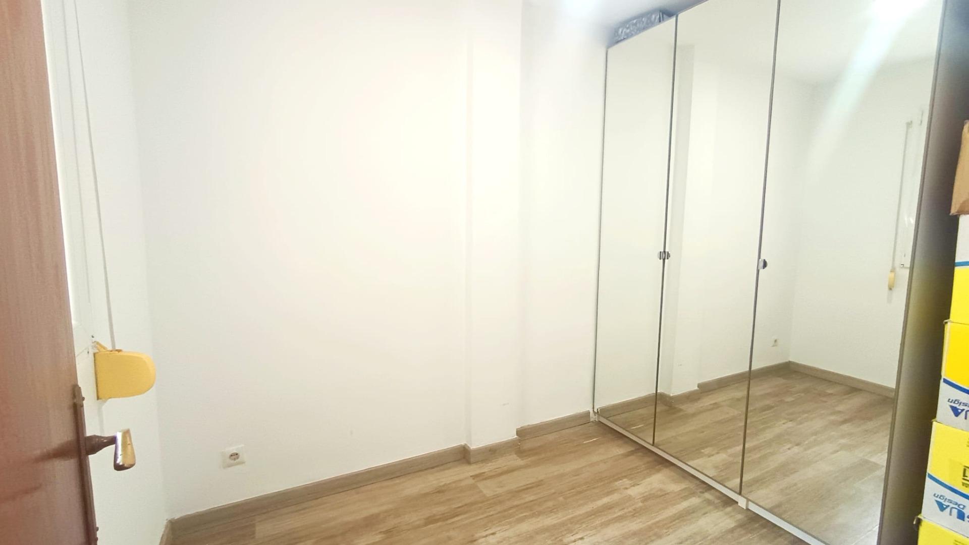 Gran piso de 3 dormitorios con vistas y mucha luz junto a la - foto 42