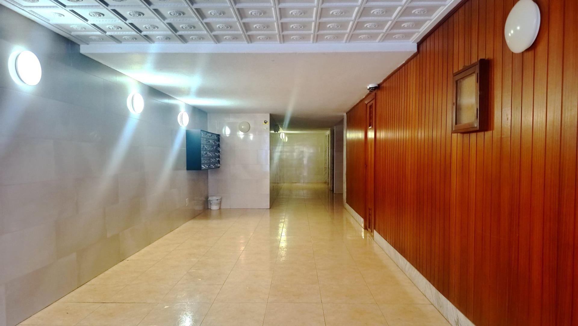 Gran piso de 3 dormitorios con vistas y mucha luz junto a la - foto 49