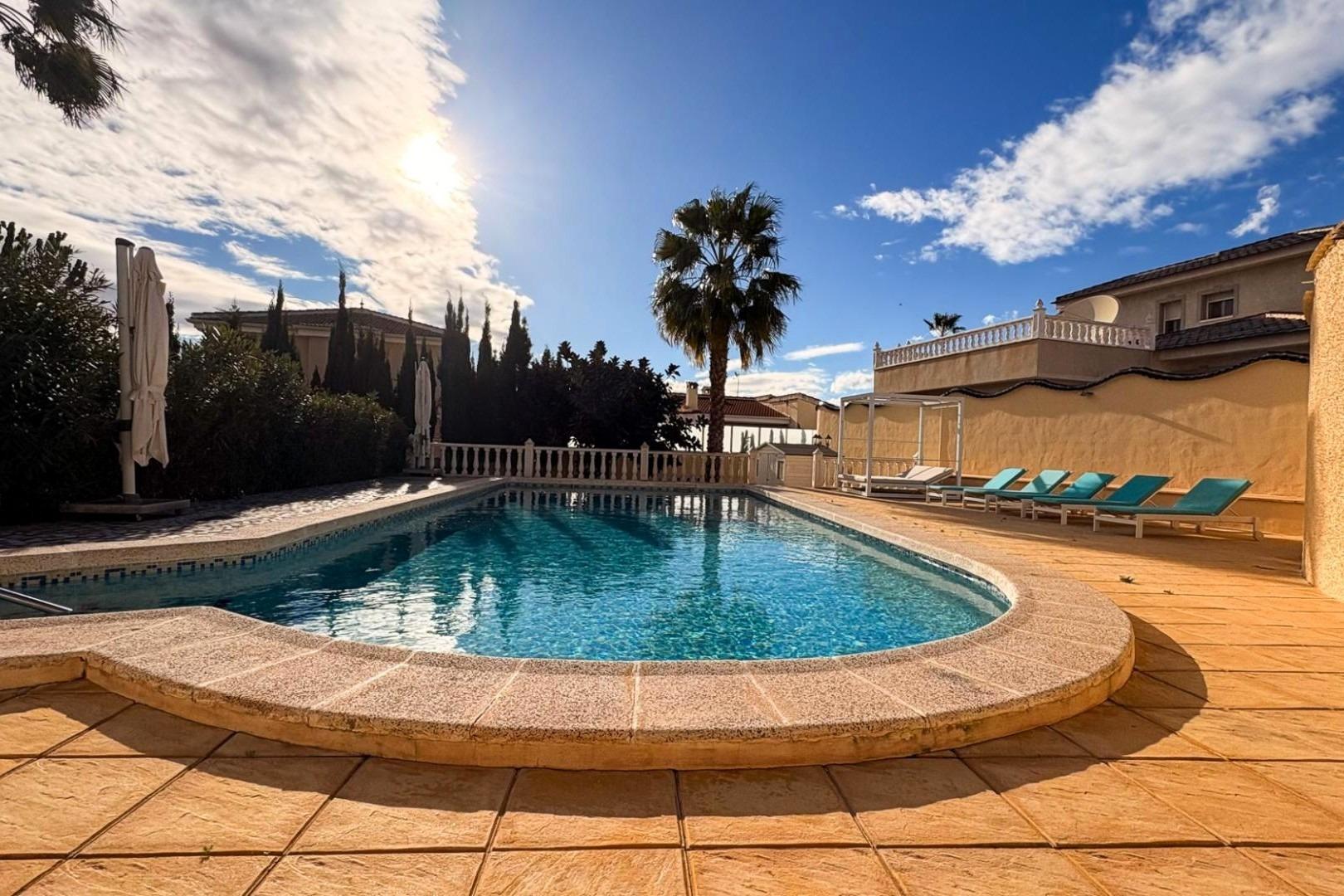 Maravillosa villa reformada (aprox. 170 m2 + terrazas) en un - foto 8