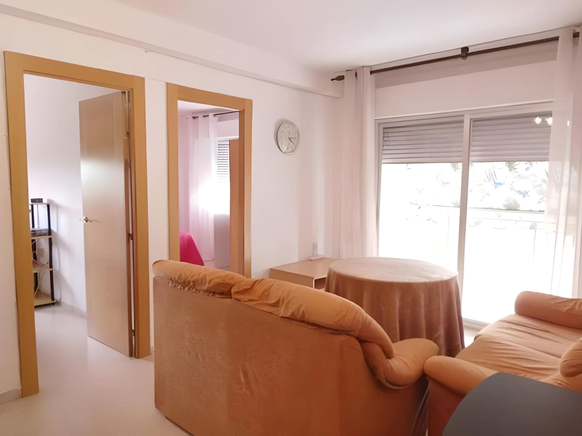 Amplio piso de 4 dormitorios para estudiantes en Cartuja | A