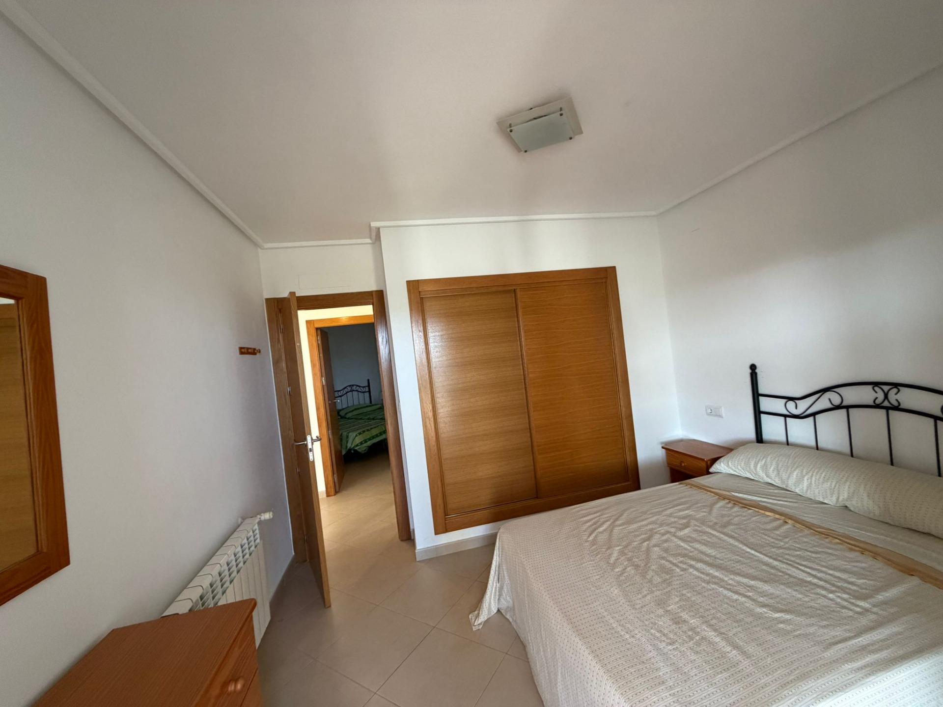 Piso en Alquiler, urbanización Riquelme. - foto 7