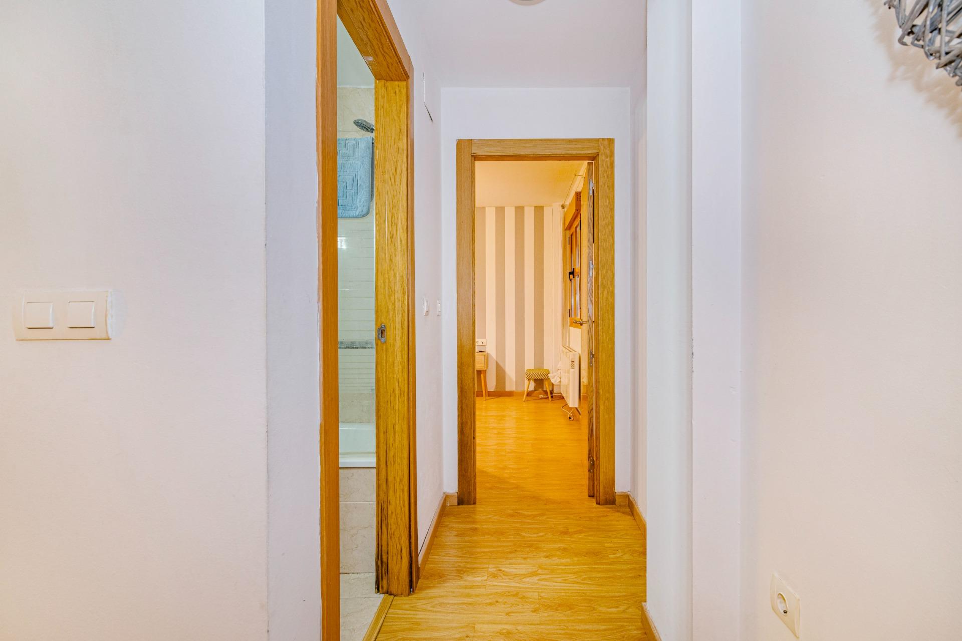 PRECIOSO DUPLEX JUNTO AL HOSPITAL REAL - foto 15