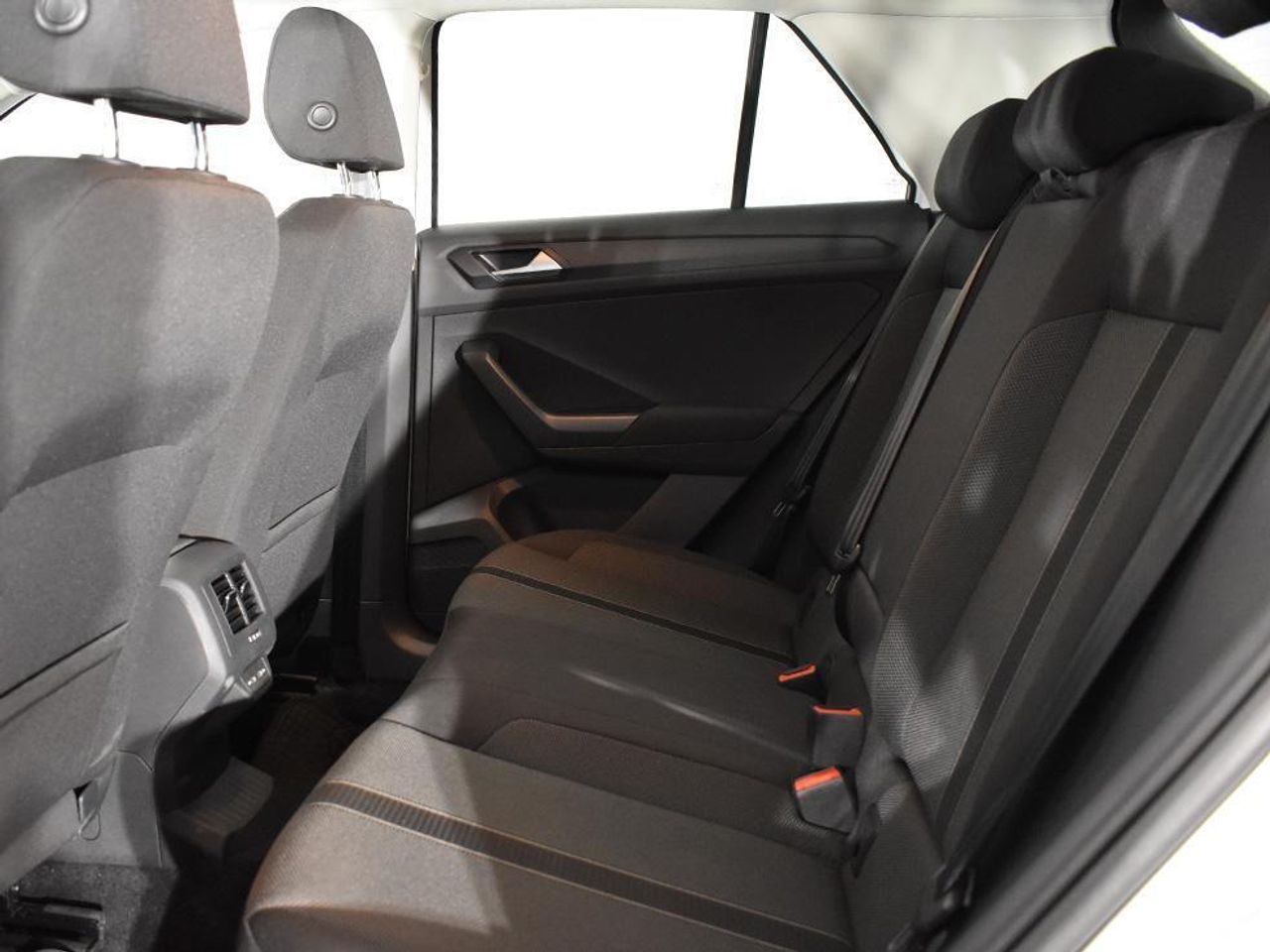 Volkswagen T-Roc 1.0 TSI 116CV Mas - foto 14