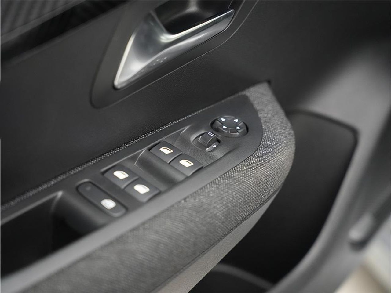 Peugeot 208 1.2 100CV Style Hybrid eDCS6 - foto 18