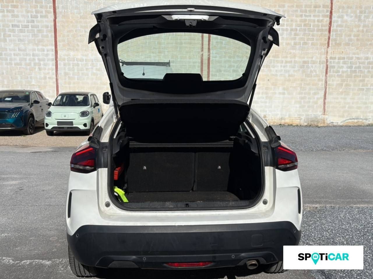 Citroën C4 BlueHDi 130 S&S EAT8 Feel Pack - foto 6