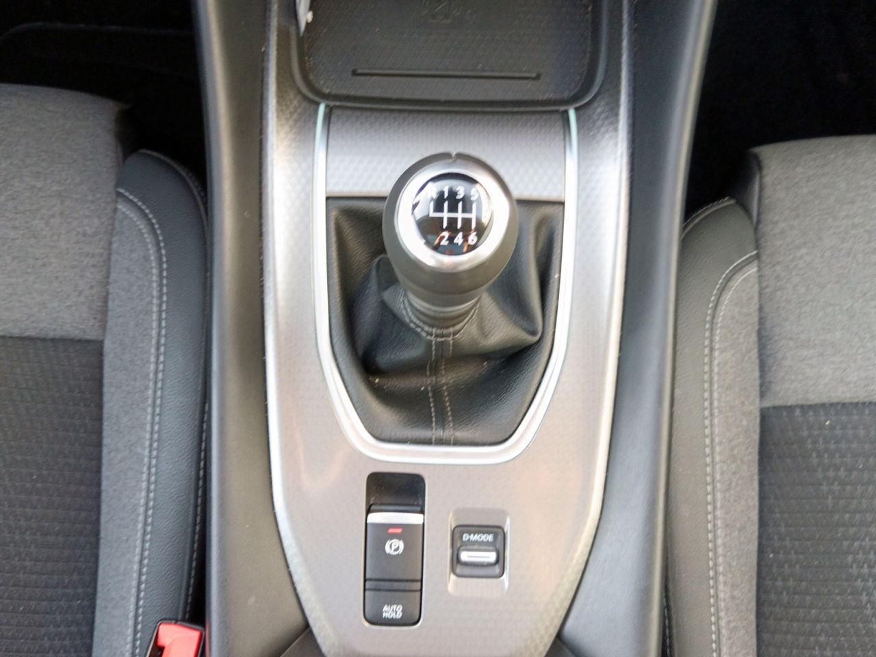 Nissan Qashqai N-Connecta MHEV - foto 13