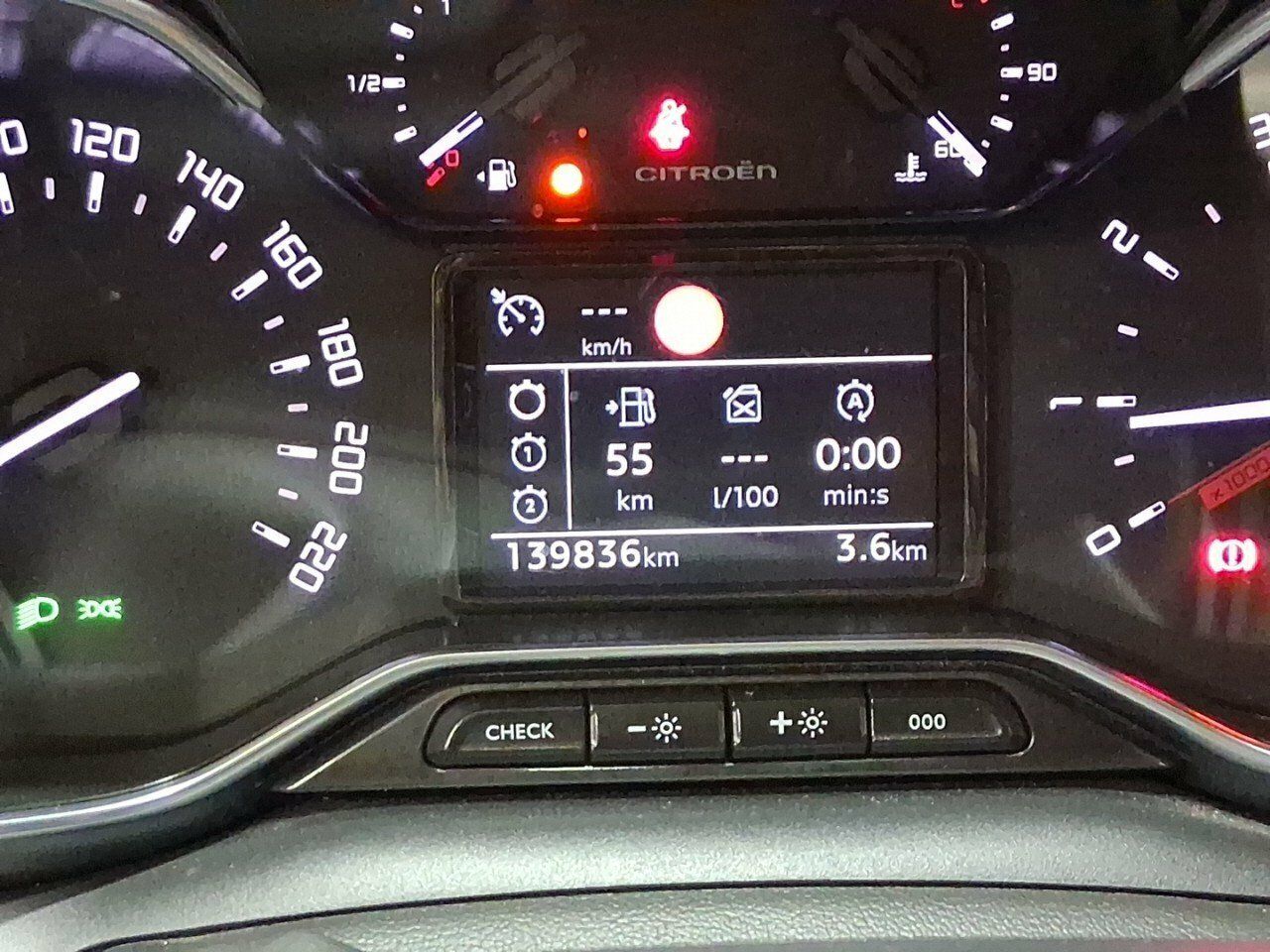 Citroën C3 Aircross BlueHDi 81kW (110CV) S&S Shine - foto 8