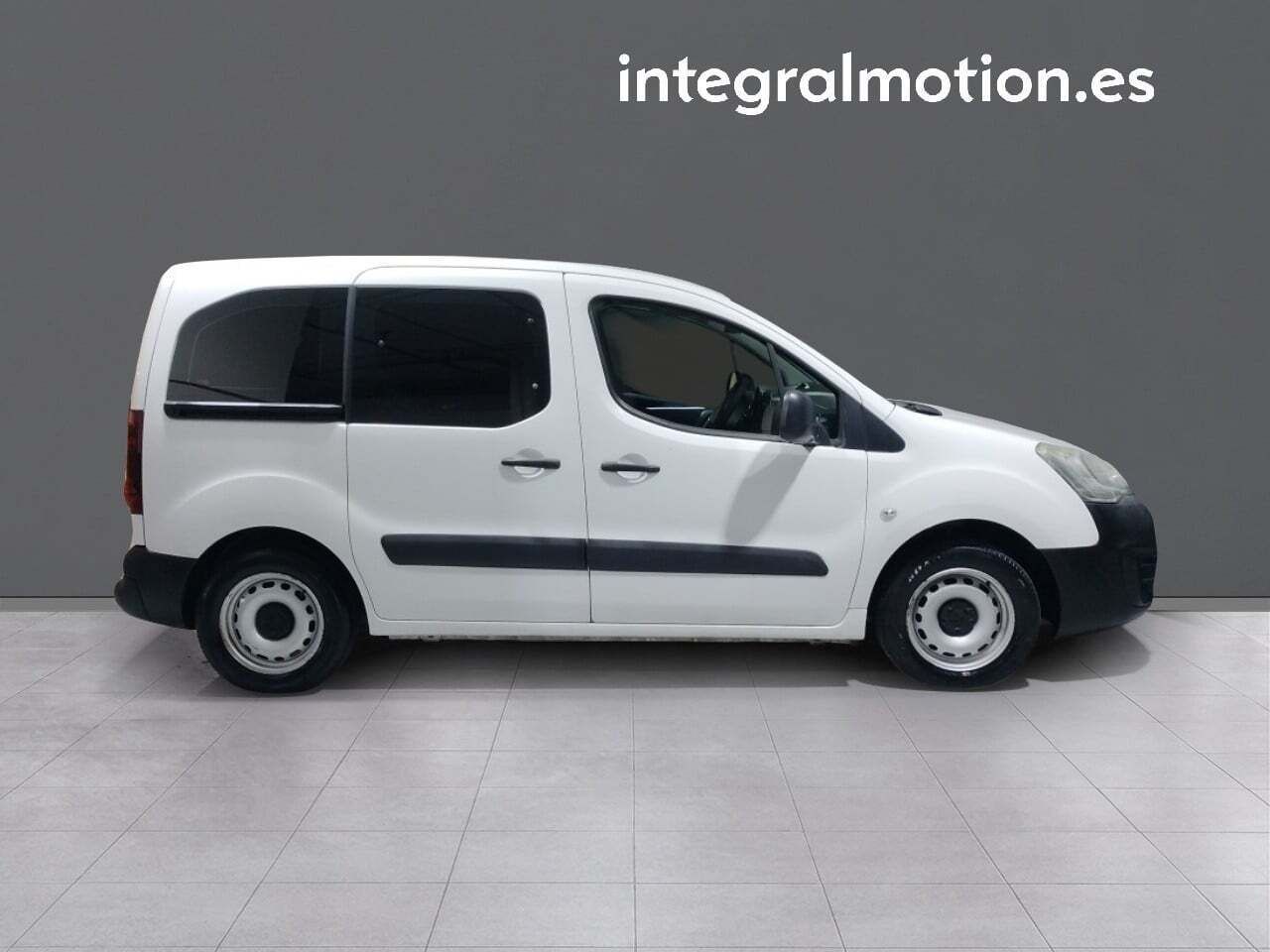 Peugeot Partner TEPEE Access 1.6 BlueHDi 75 - foto 15