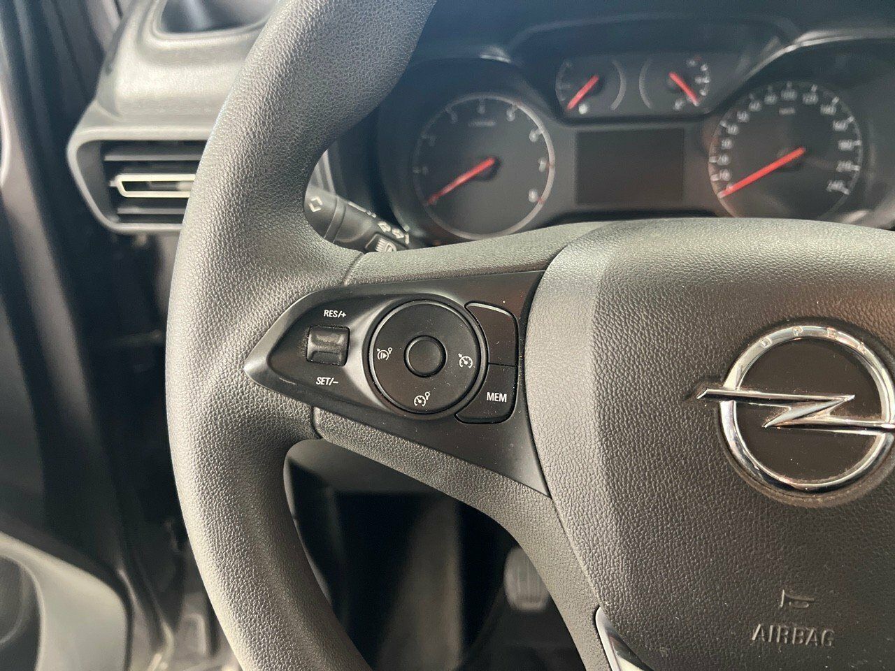 Opel Combo 1.5 TD 75kW Business Edition Plus L N1 - foto 12