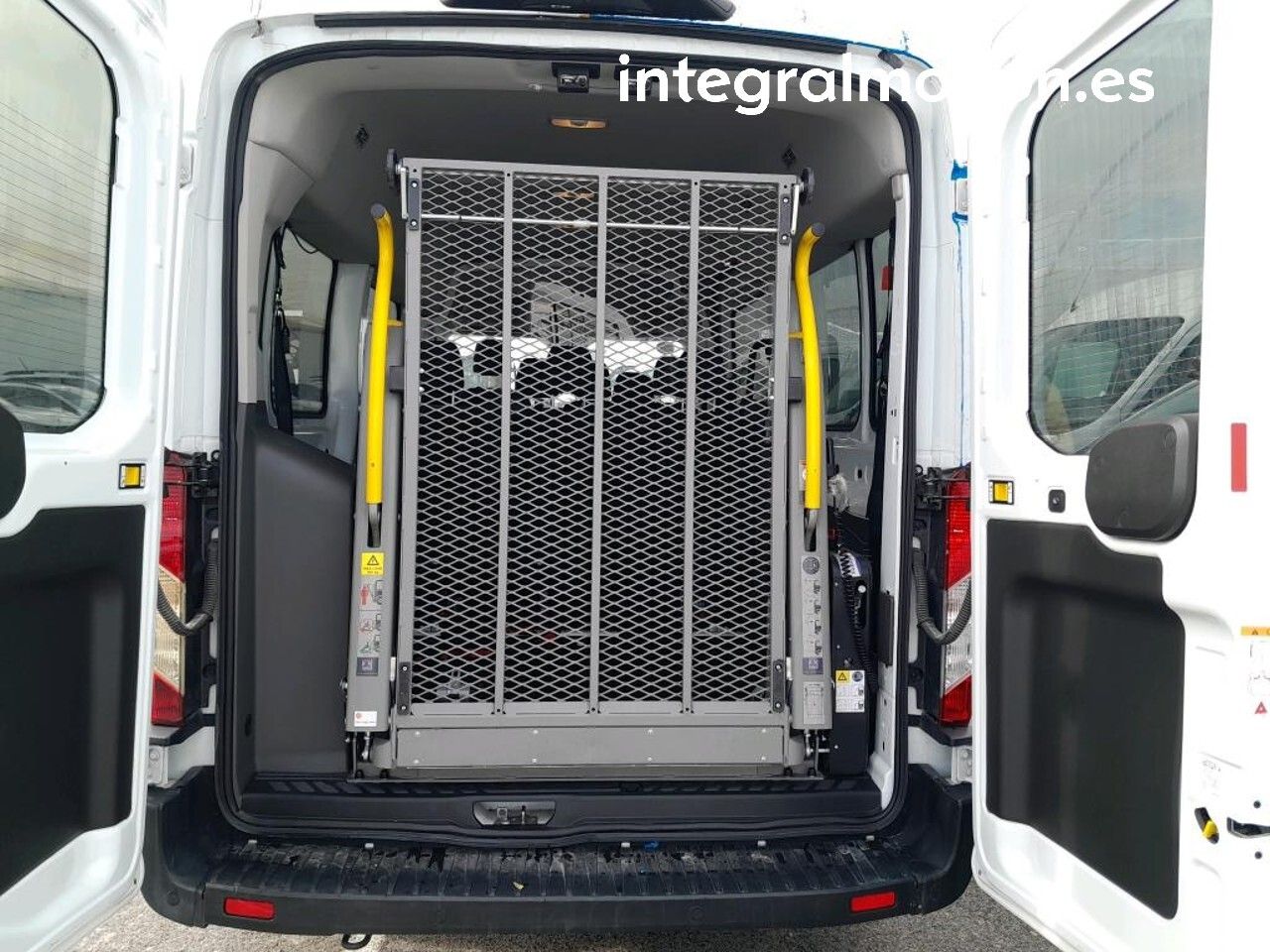 Ford Transit 350 96kW L3H2 Kombi Trend MHEV