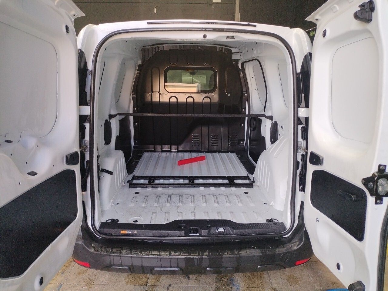 Renault Express Confort 1.5 Blue dCi furgón derivado de turi - foto 6