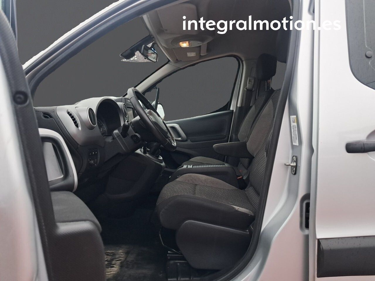 Peugeot Partner Tepee 1.2 110 Outdoor S&S - foto 7