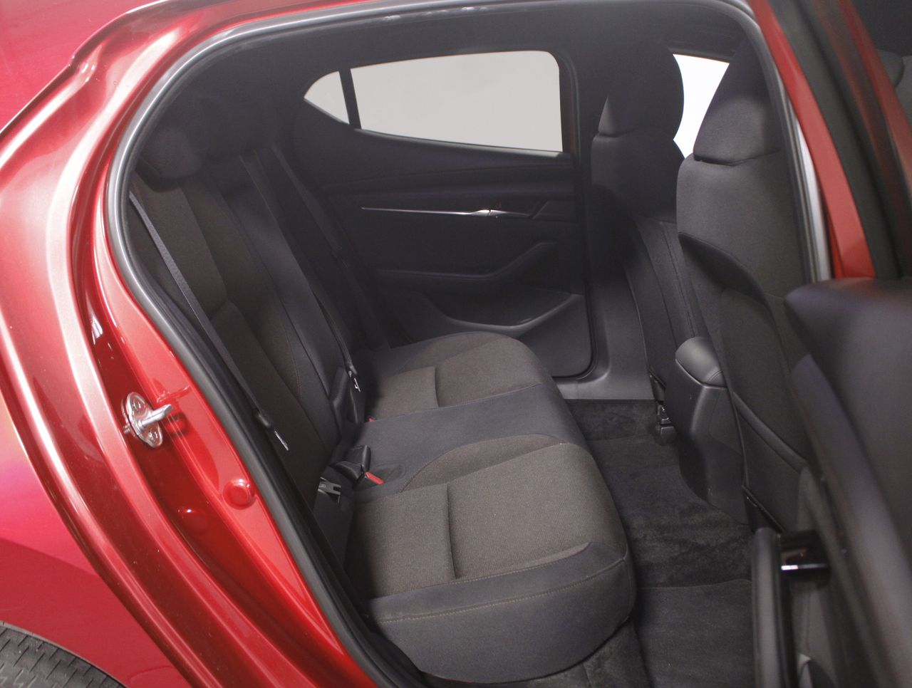 Mazda 3 2.0 SKYACTIV-G 88KW EVOLUTION 5P - foto 6