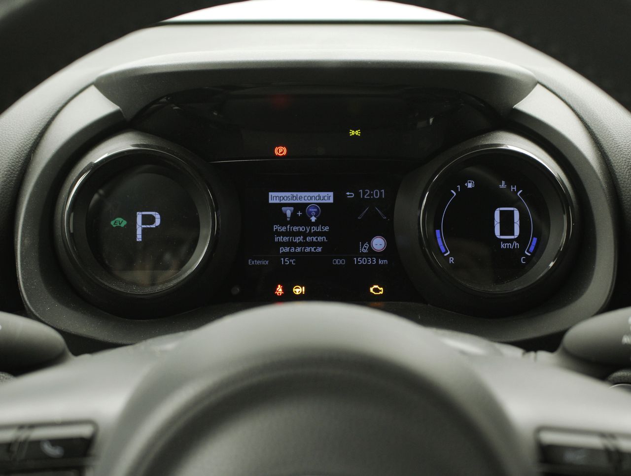 Toyota Yaris 1.5 VVT-I HYBRID STYLE 5P - foto 9