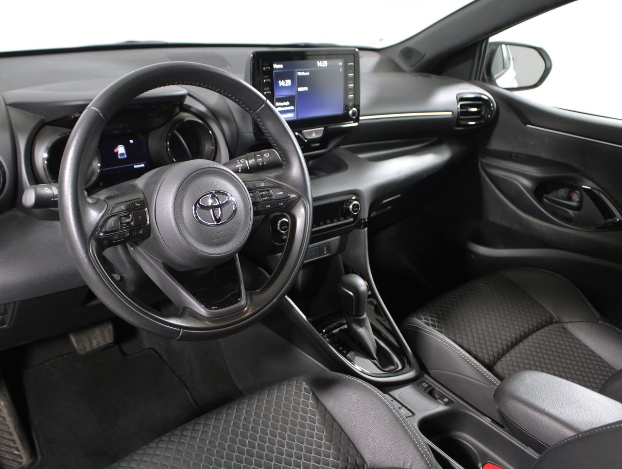 Toyota Yaris 1.5 VVT-I HYBRID STYLE 5P - foto 27