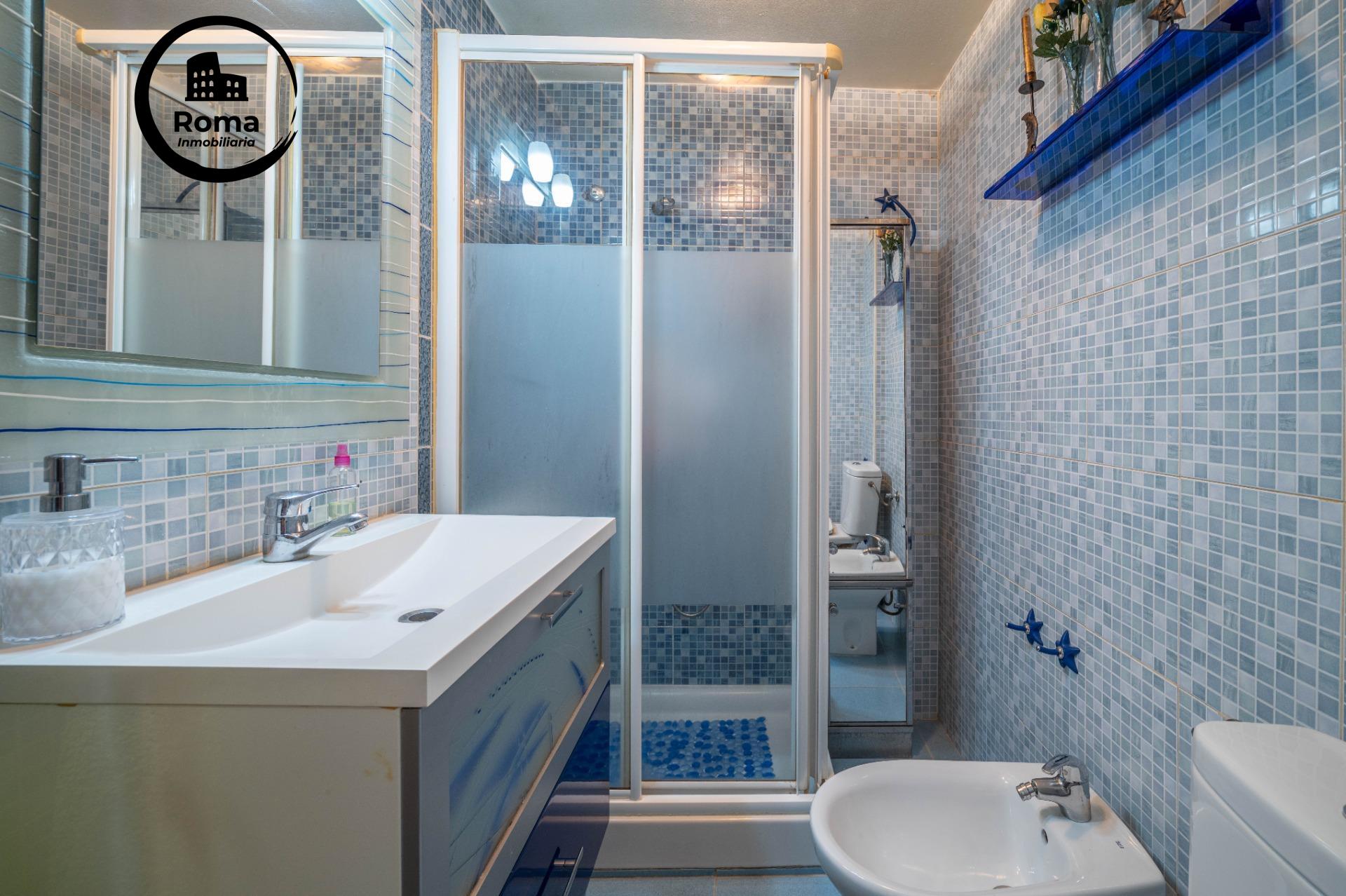 Luminoso piso exterior con terraza junto a Avenida de Dílar  - foto 34