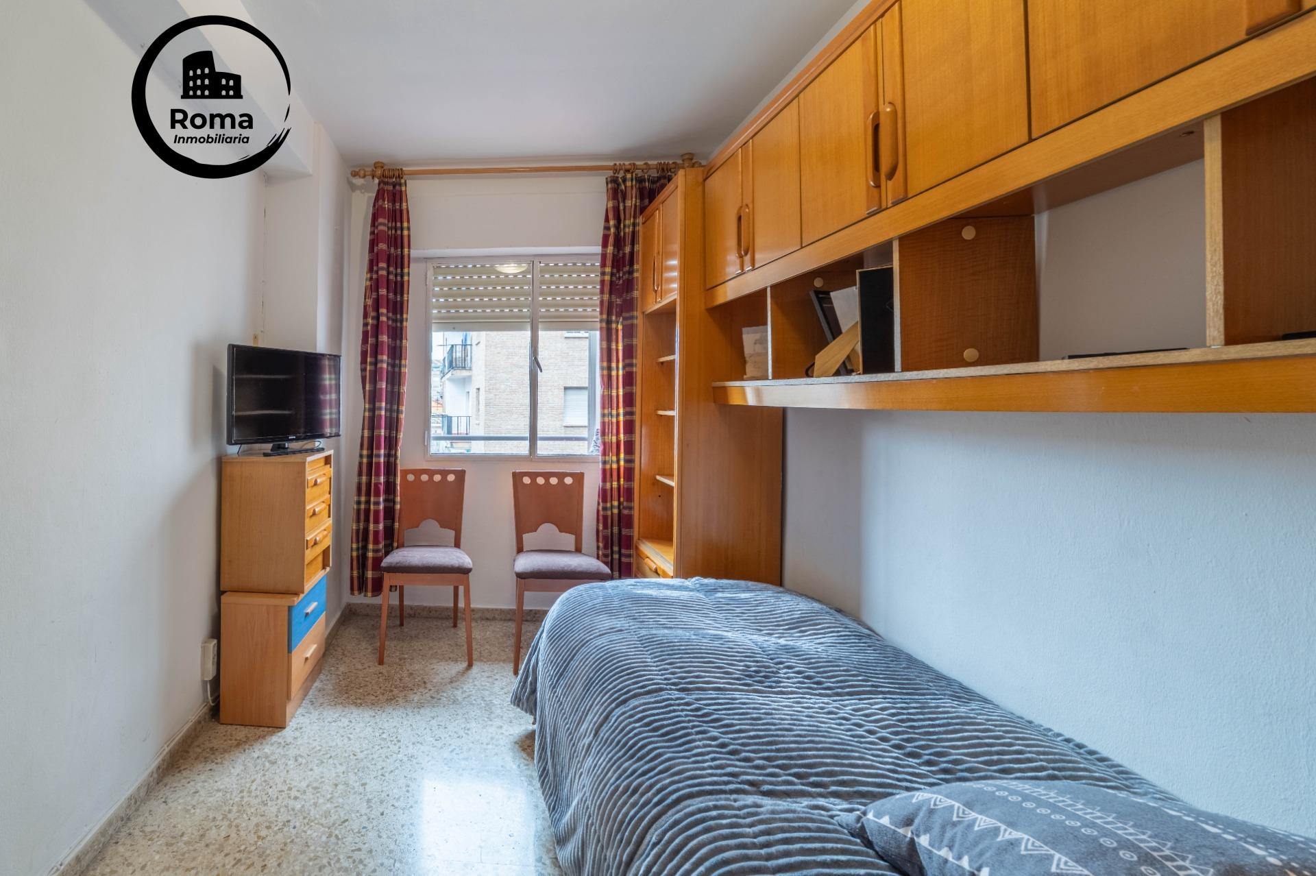 Luminoso piso exterior con terraza junto a Avenida de Dílar  - foto 36