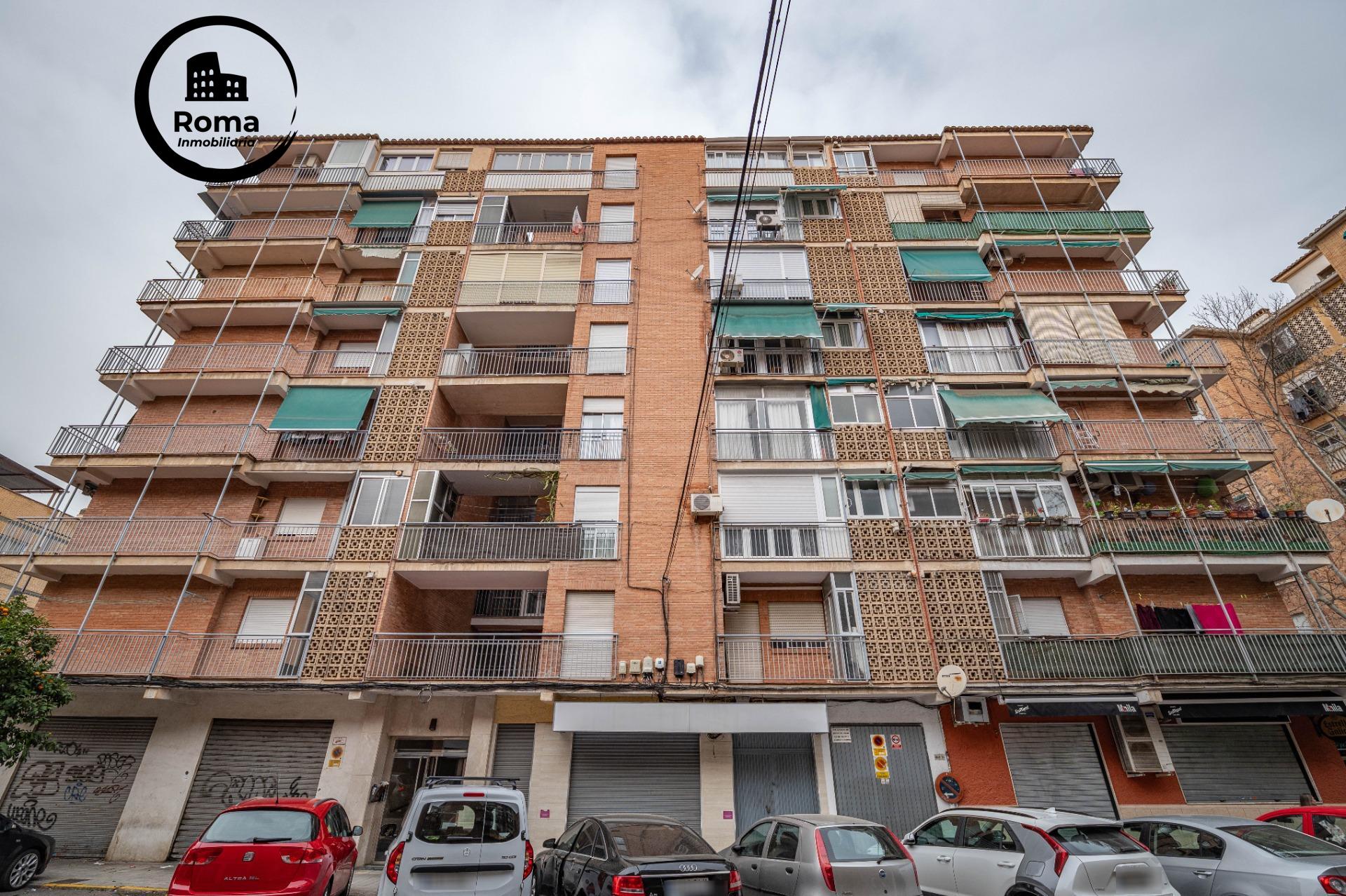 Luminoso piso exterior con terraza junto a Avenida de Dílar  - foto 48