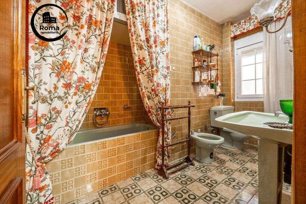 Pisazo en venta en calle Obispo Hurtado - foto 47