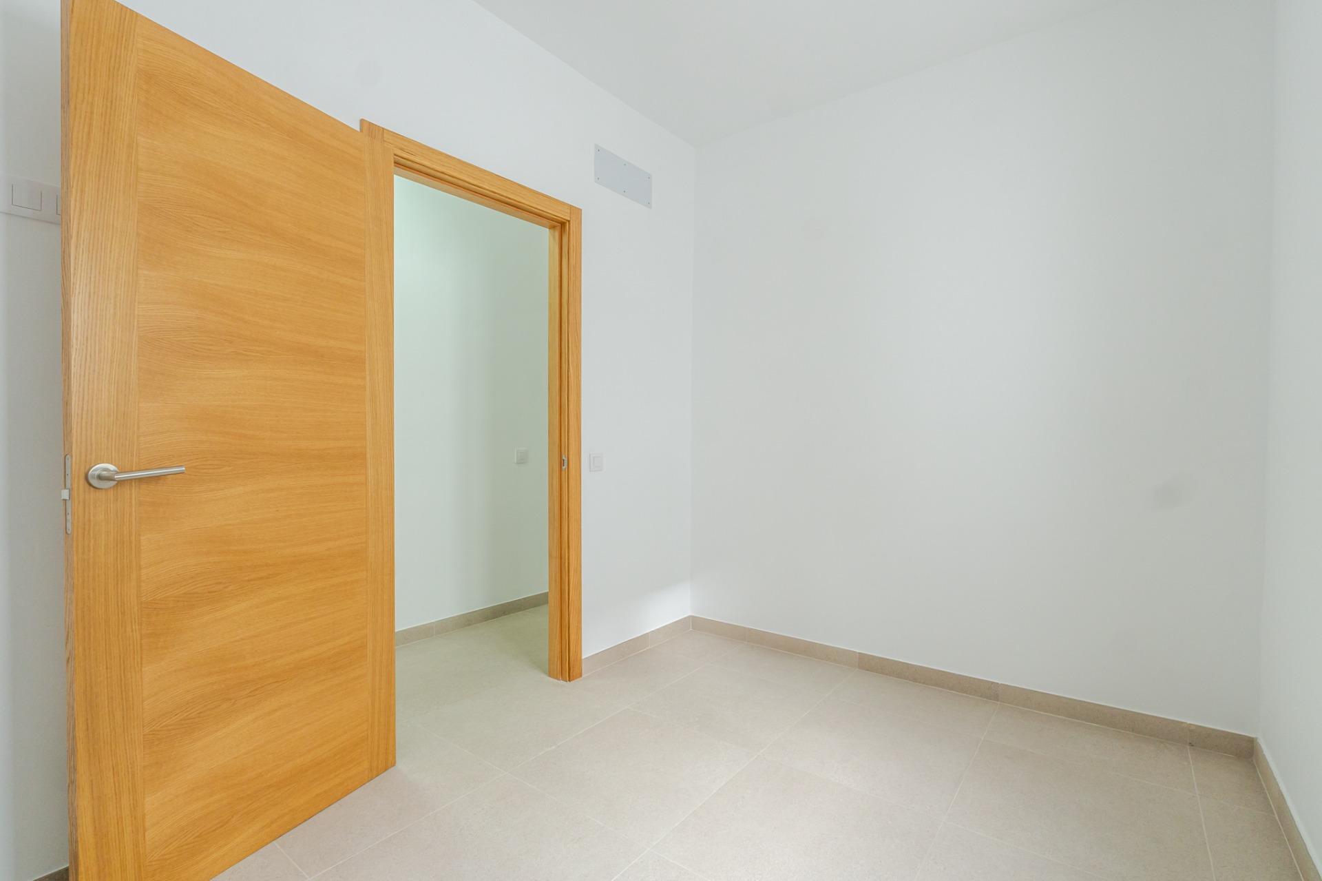 Piso reformado a estrenar en Carretería – Moya - foto 14