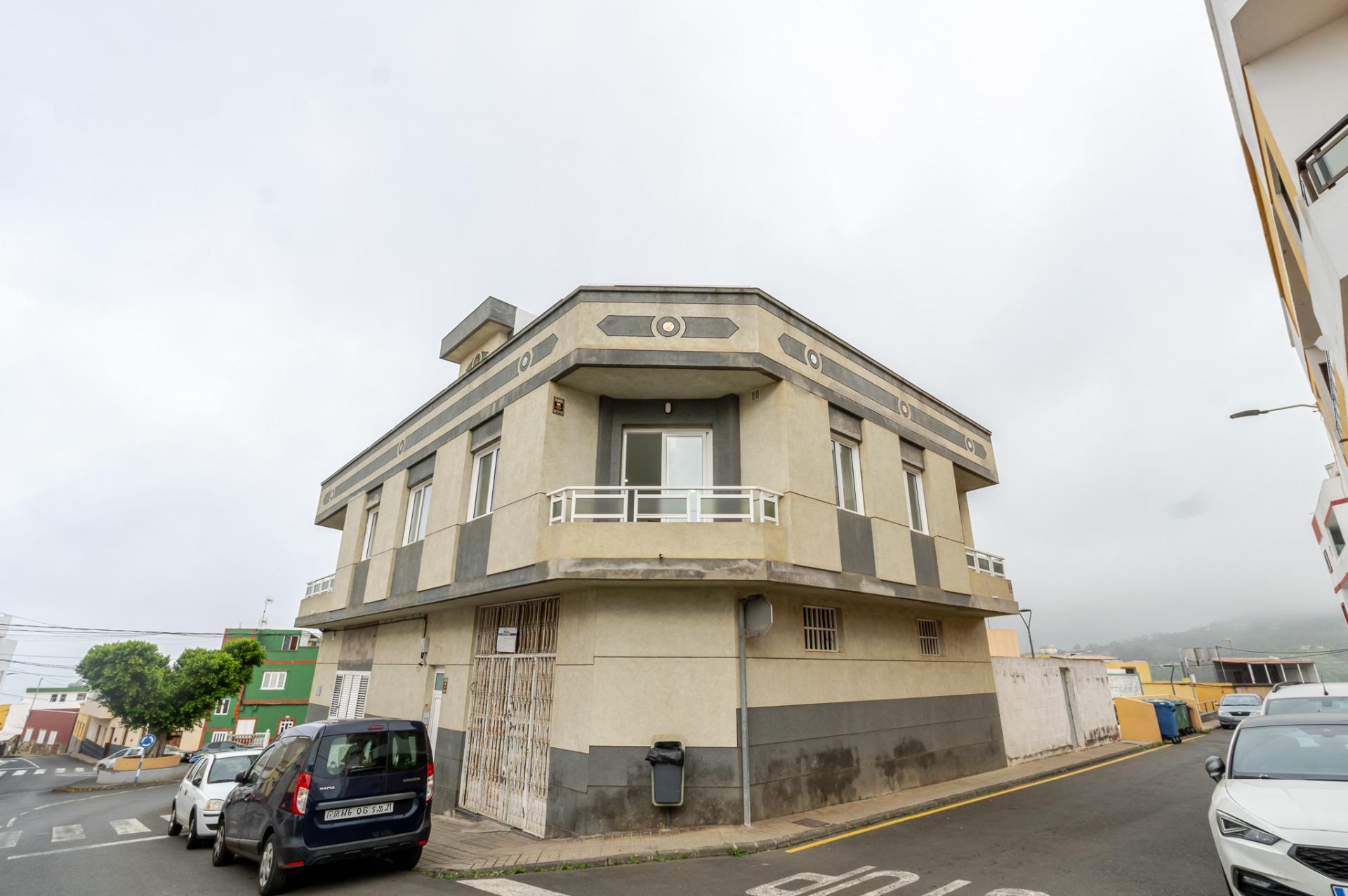 Piso reformado a estrenar en Carretería – Moya - foto 35